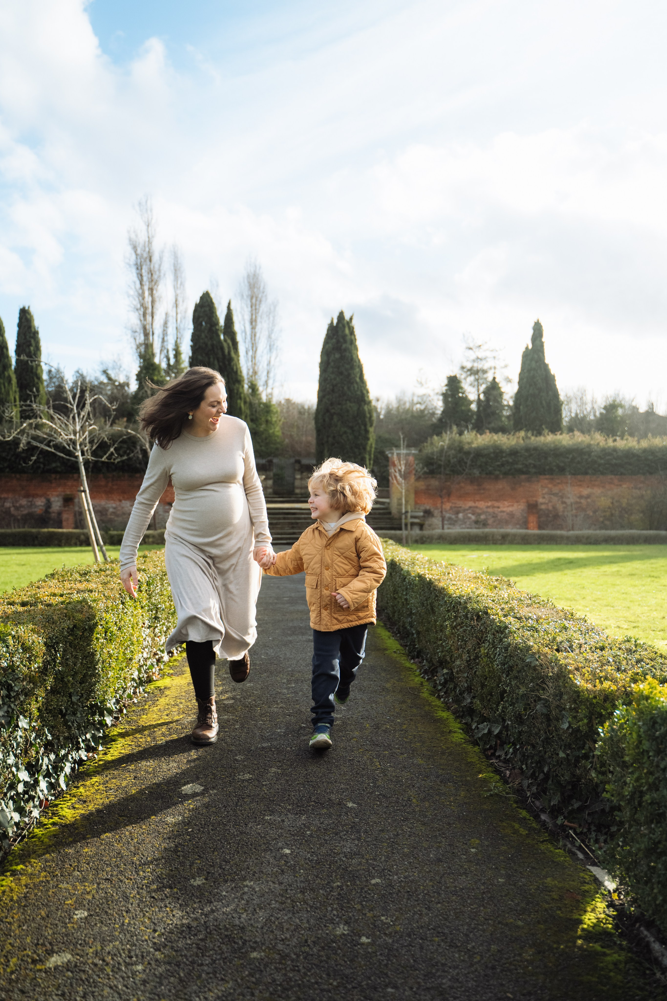 Sweet pregnancy. Photographer in London Daria Agafonova