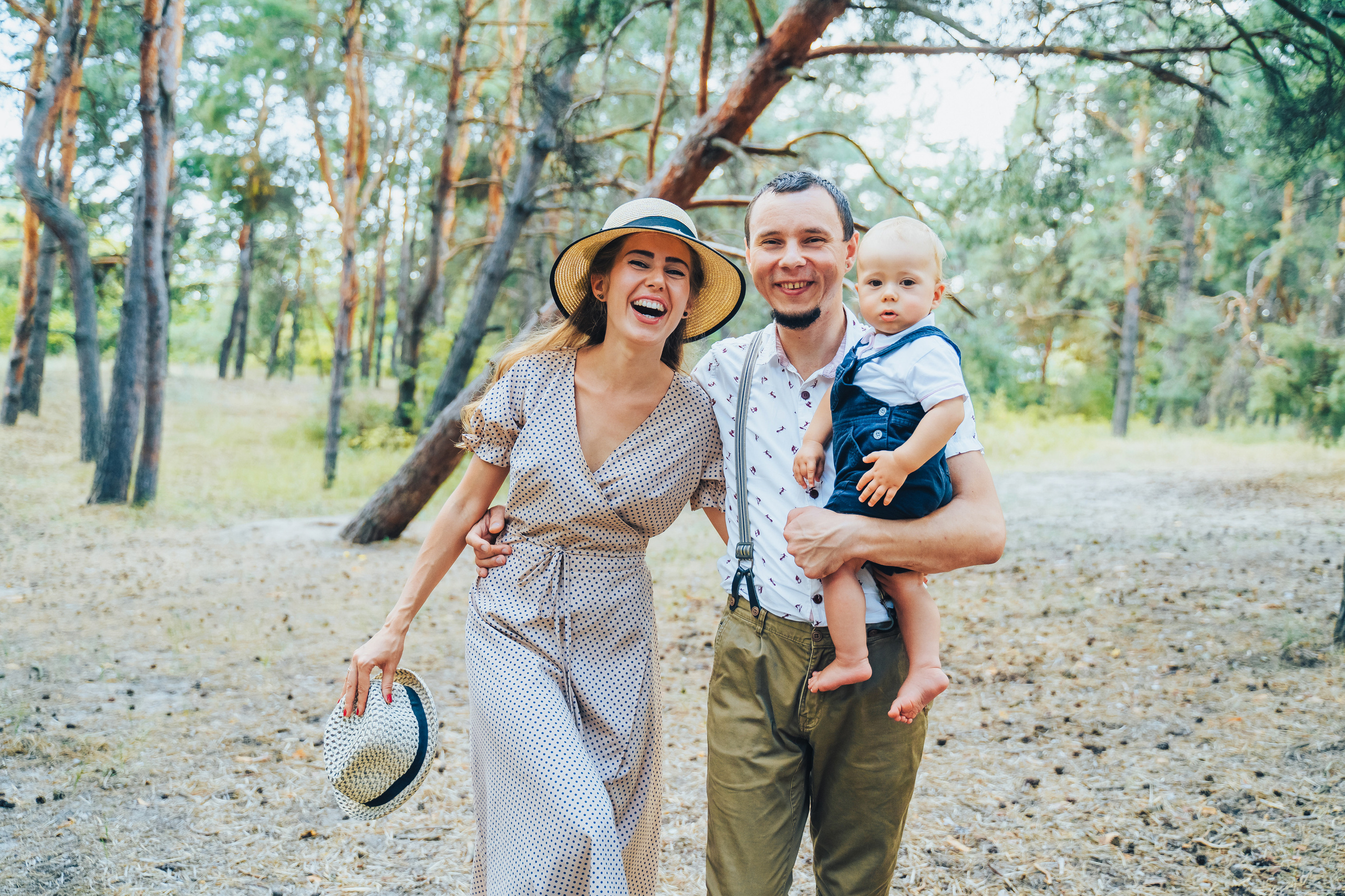 Family is where love grows. Photographer in London Daria Agafonova
