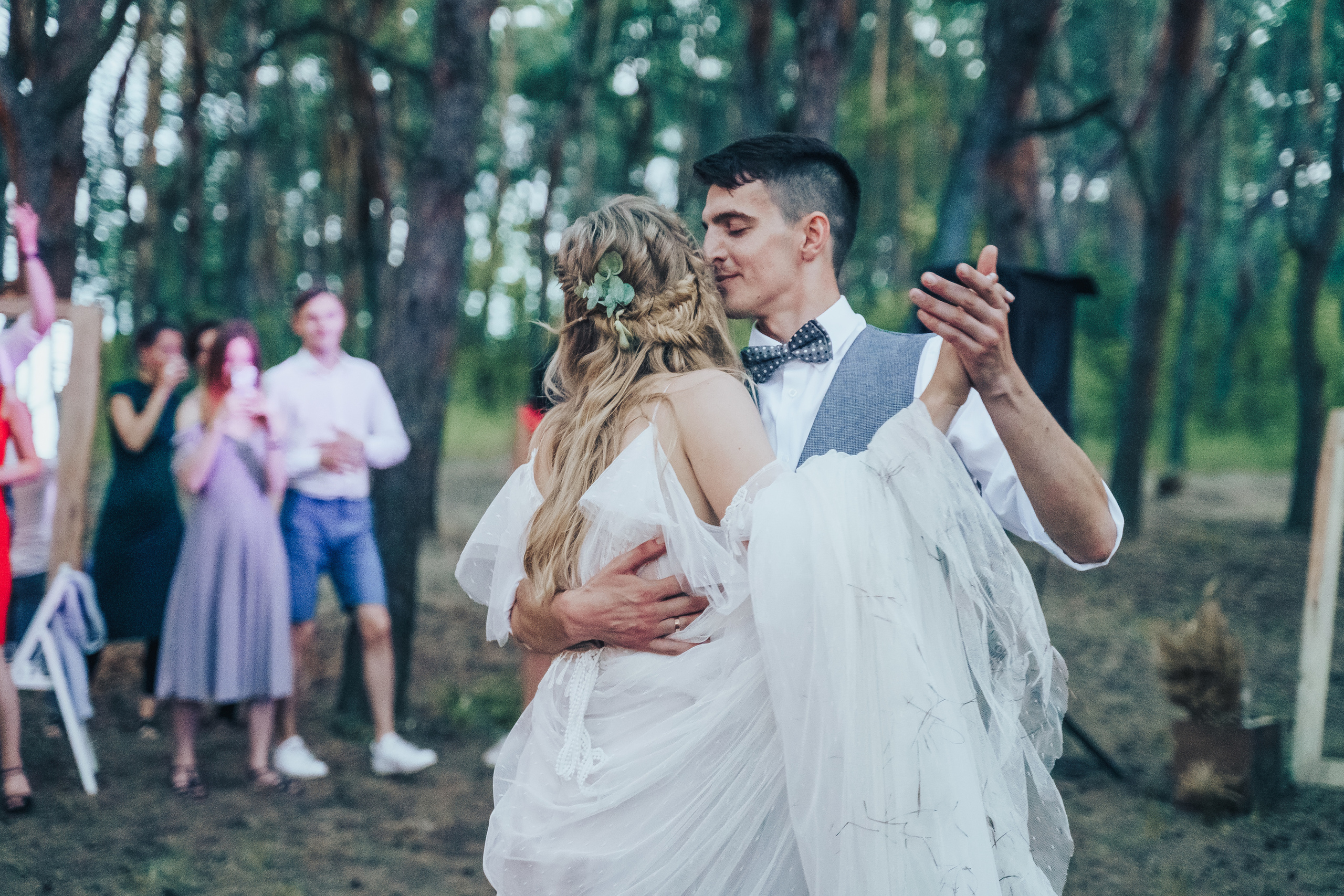 Forest wedding. Maria and Oleksandr. Photographer in London Daria Agafonova