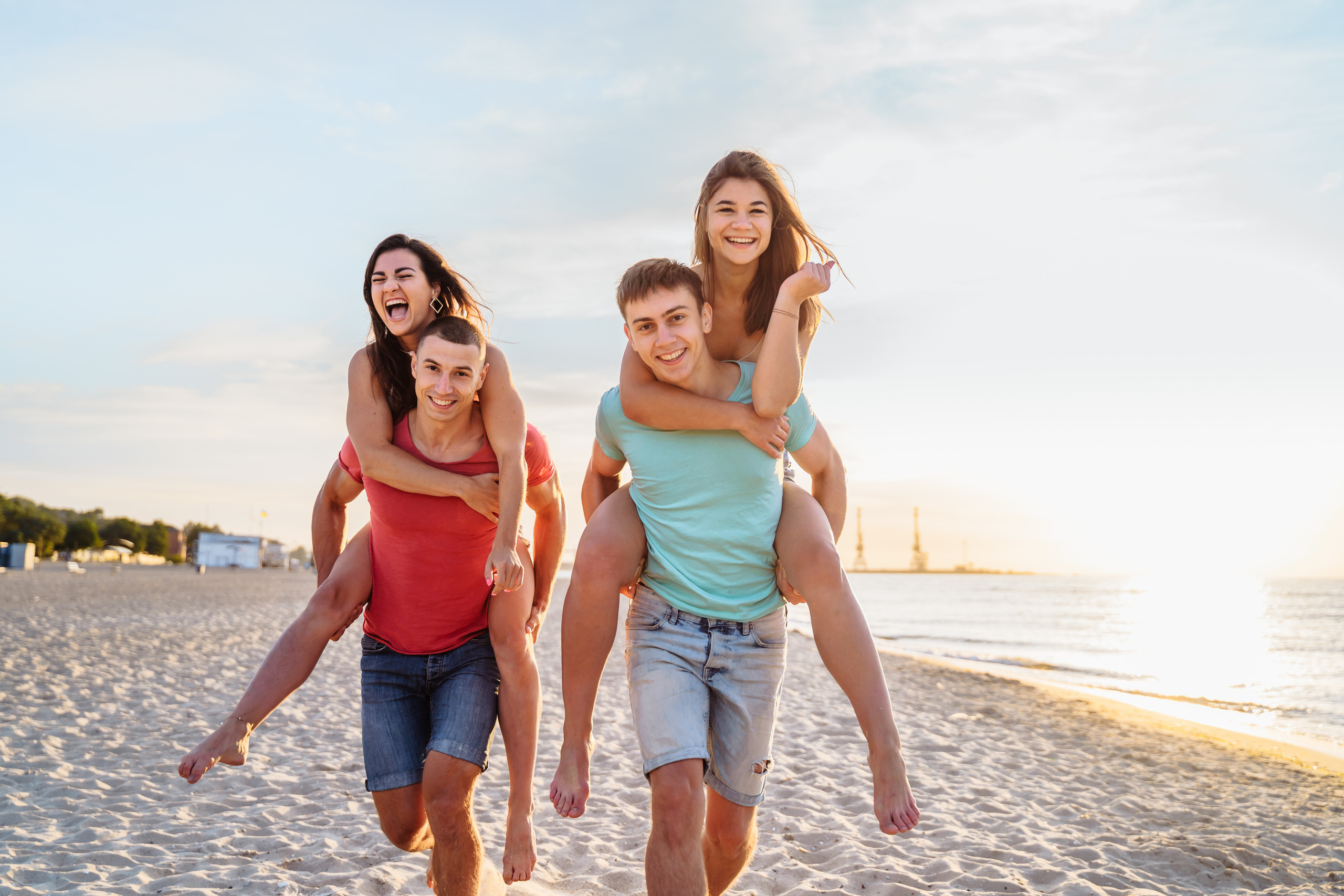 Summer beach party. Photographer in London Daria Agafonova