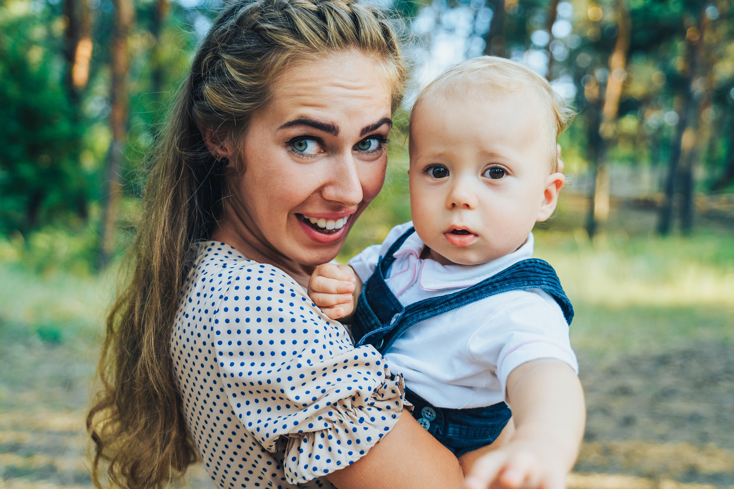 Family is where love grows. Photographer in London Daria Agafonova
