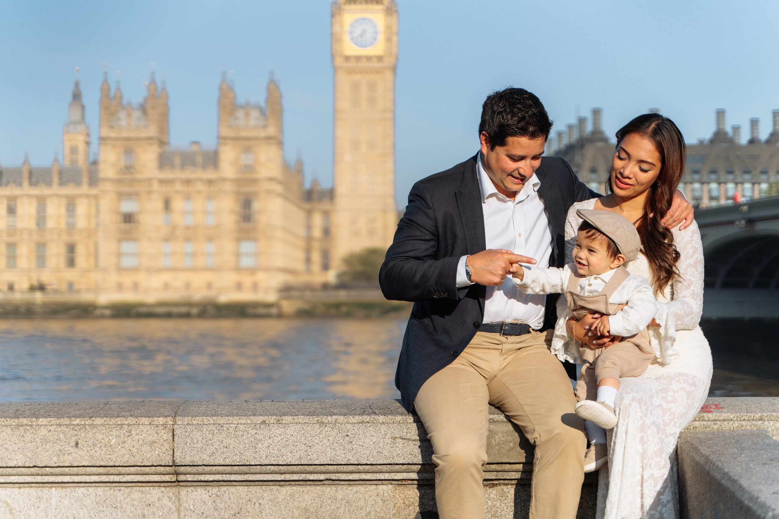 Early morning by the Big Ben. Photographer in London Daria Agafonova