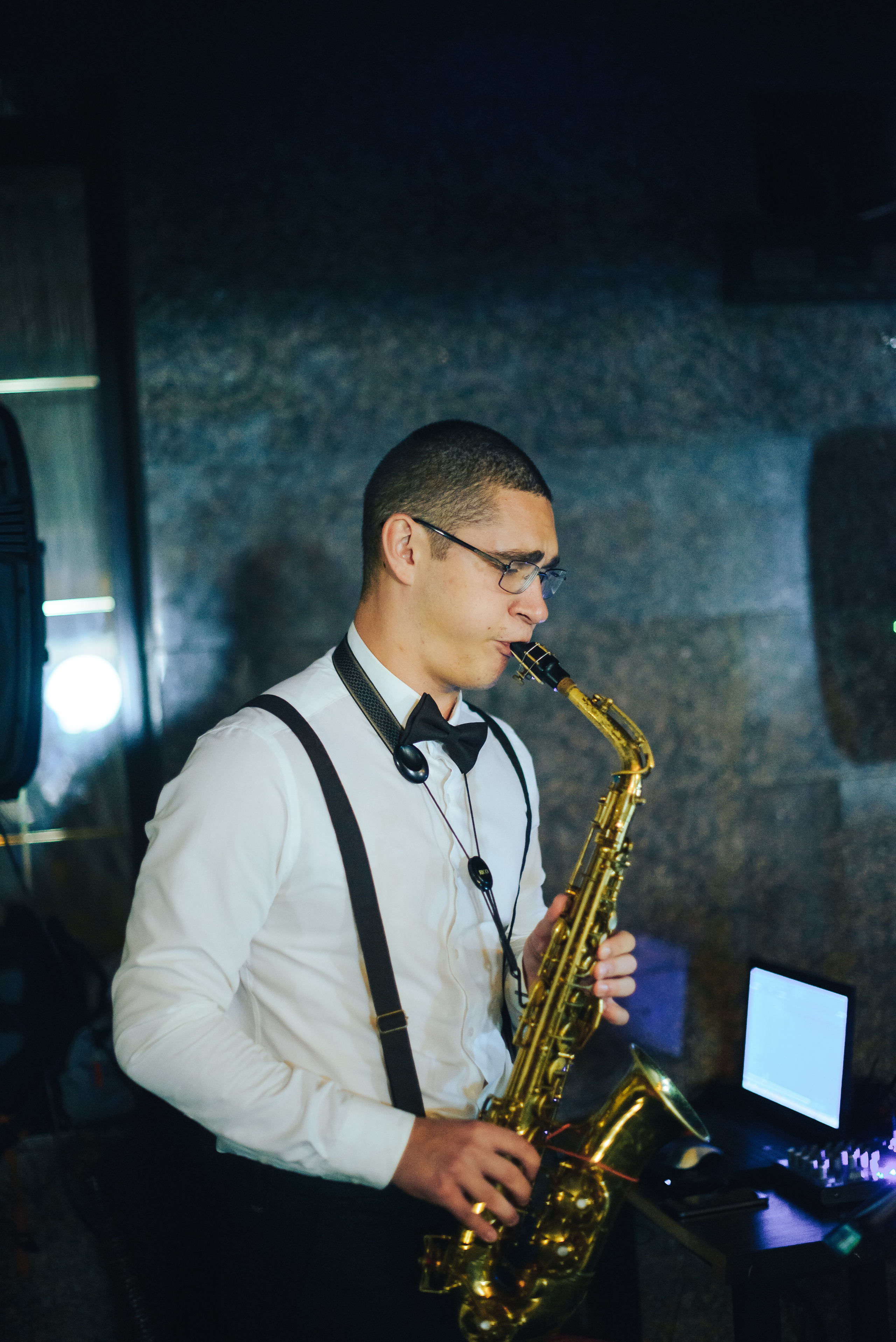 Outdoor wedding. Tanya and Vasya. Photographer in London Daria Agafonova
