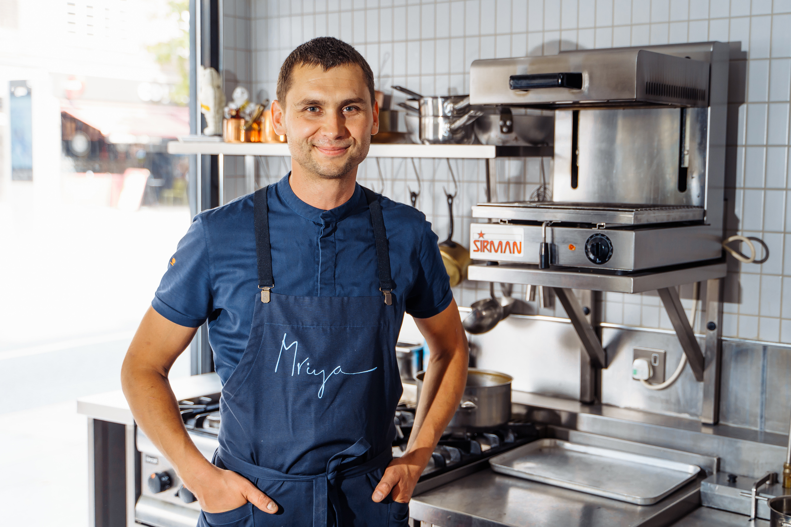 “Mriya” restaurant staff. London. Photographer in London Daria Agafonova