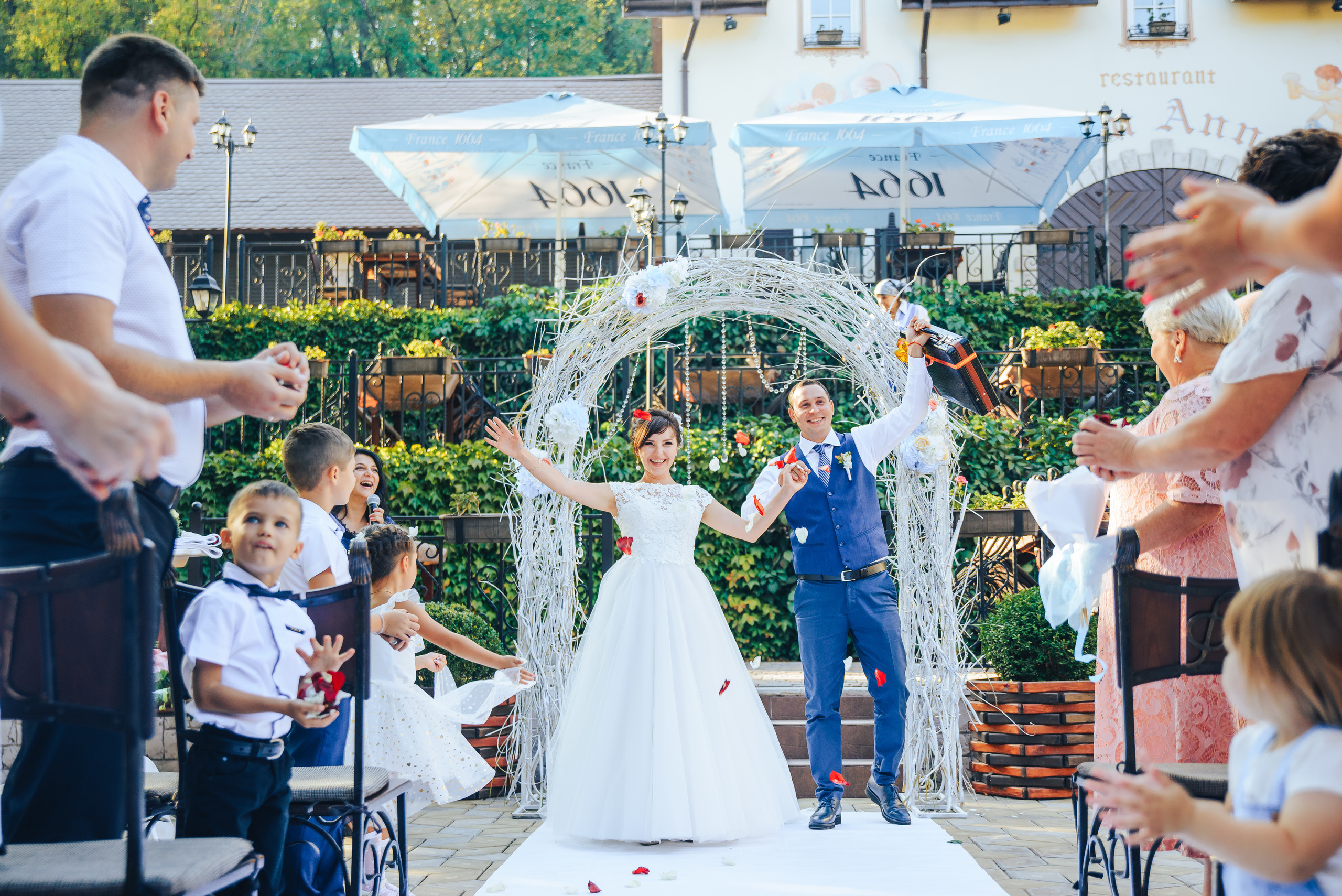 Wedding by the sea. Aleksey and Tatyana. Photographer in London Daria Agafonova