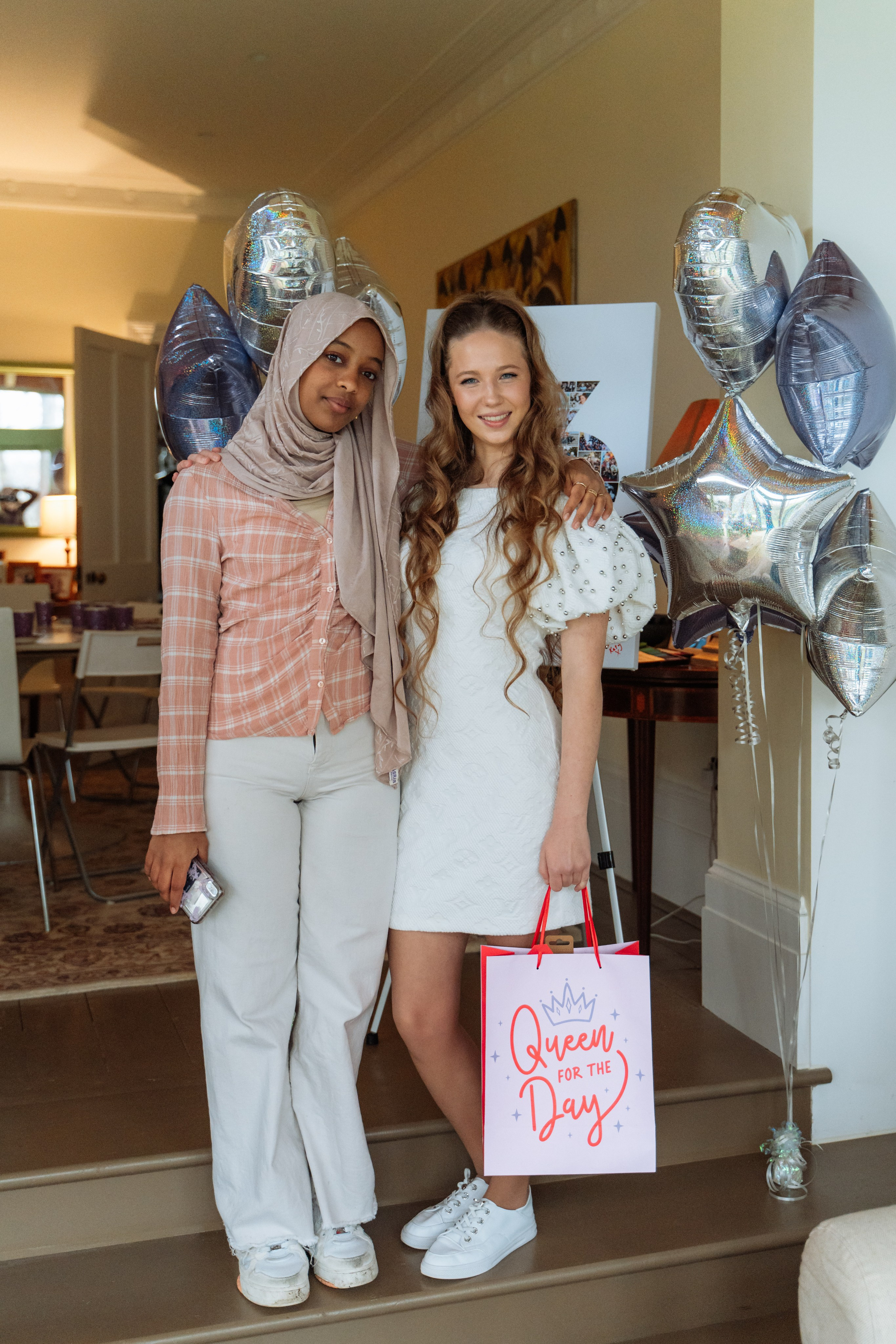 Home Birthday party. Photographer in London Daria Agafonova