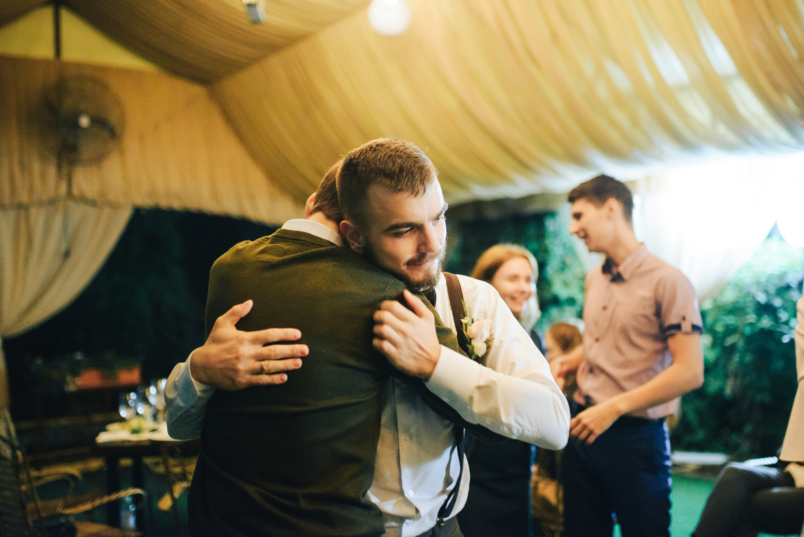 Outdoor wedding. Tanya and Vasya. Photographer in London Daria Agafonova