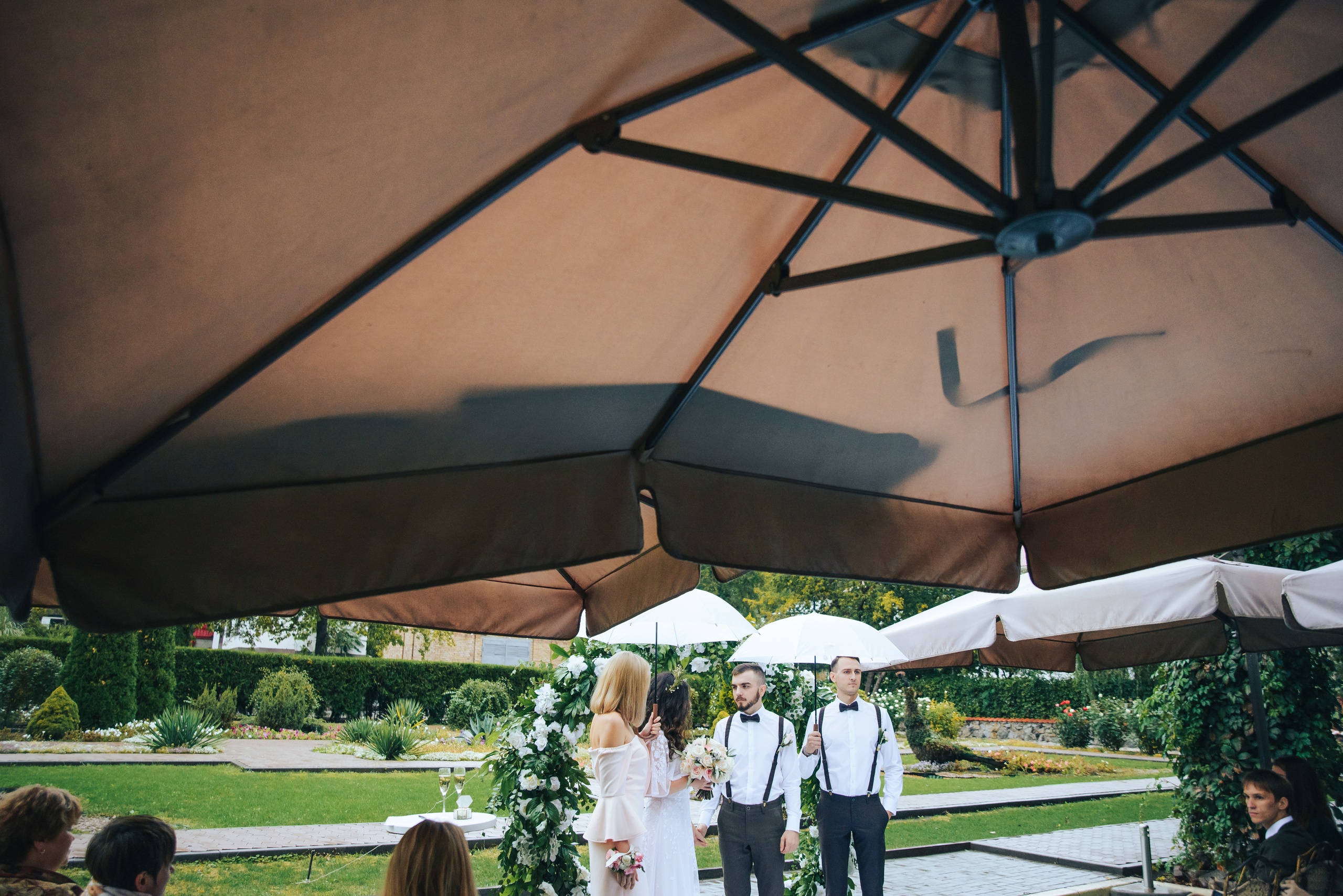 Outdoor wedding. Tanya and Vasya. Photographer in London Daria Agafonova