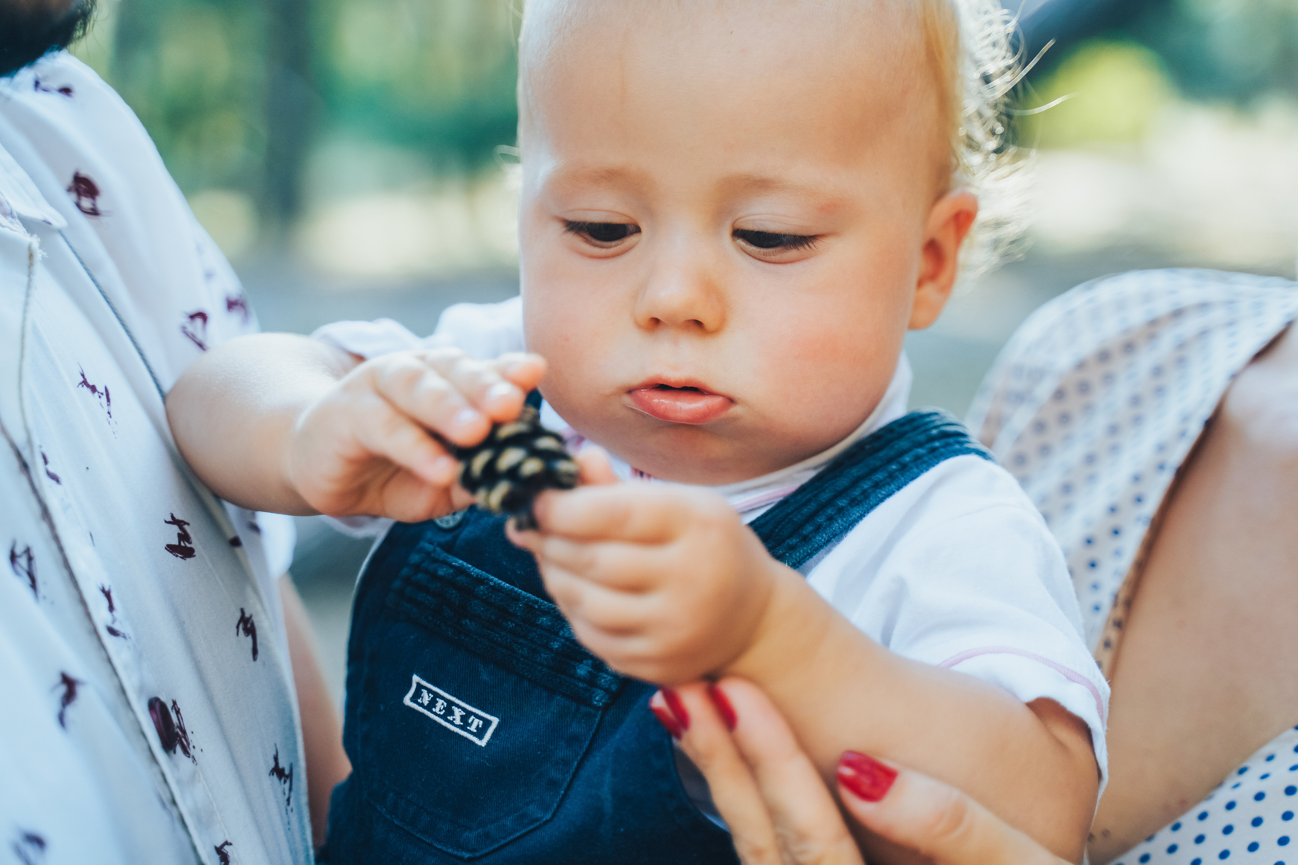 Family is where love grows. Photographer in London Daria Agafonova