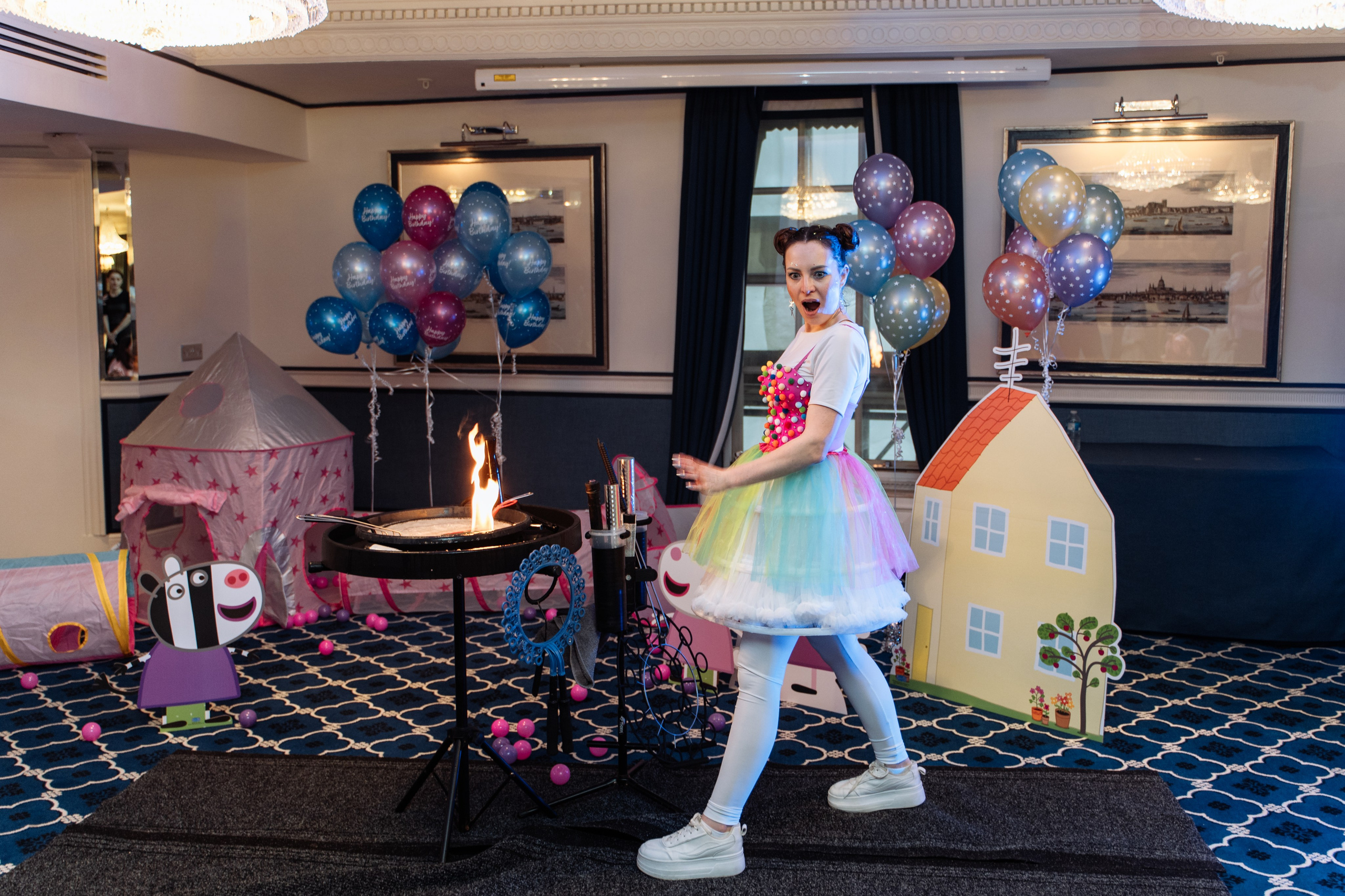 Peppa Pig Birthday party. Photographer in London Daria Agafonova