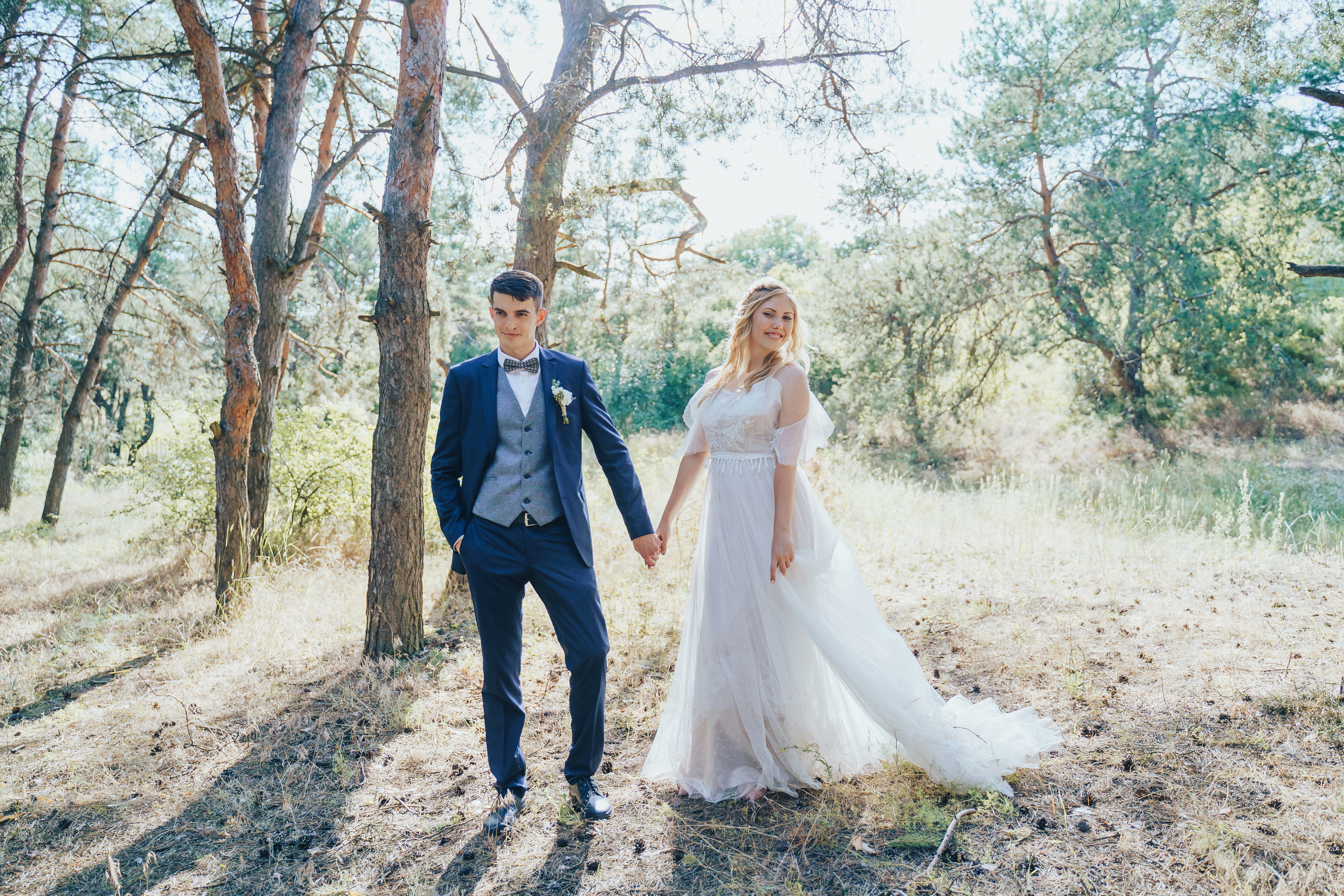 Forest wedding. Maria and Oleksandr. Photographer in London Daria Agafonova