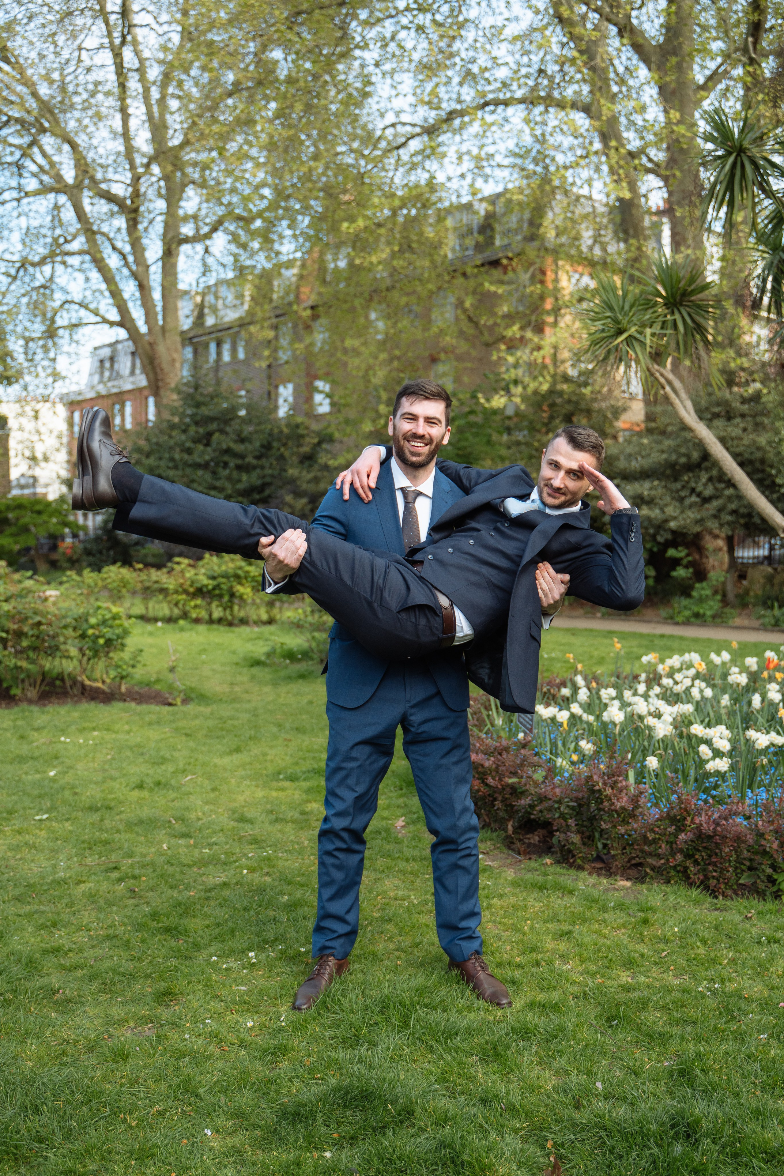 Kensington and Chelsea Register Office. Mia and Vlad. Photographer in London Daria Agafonova