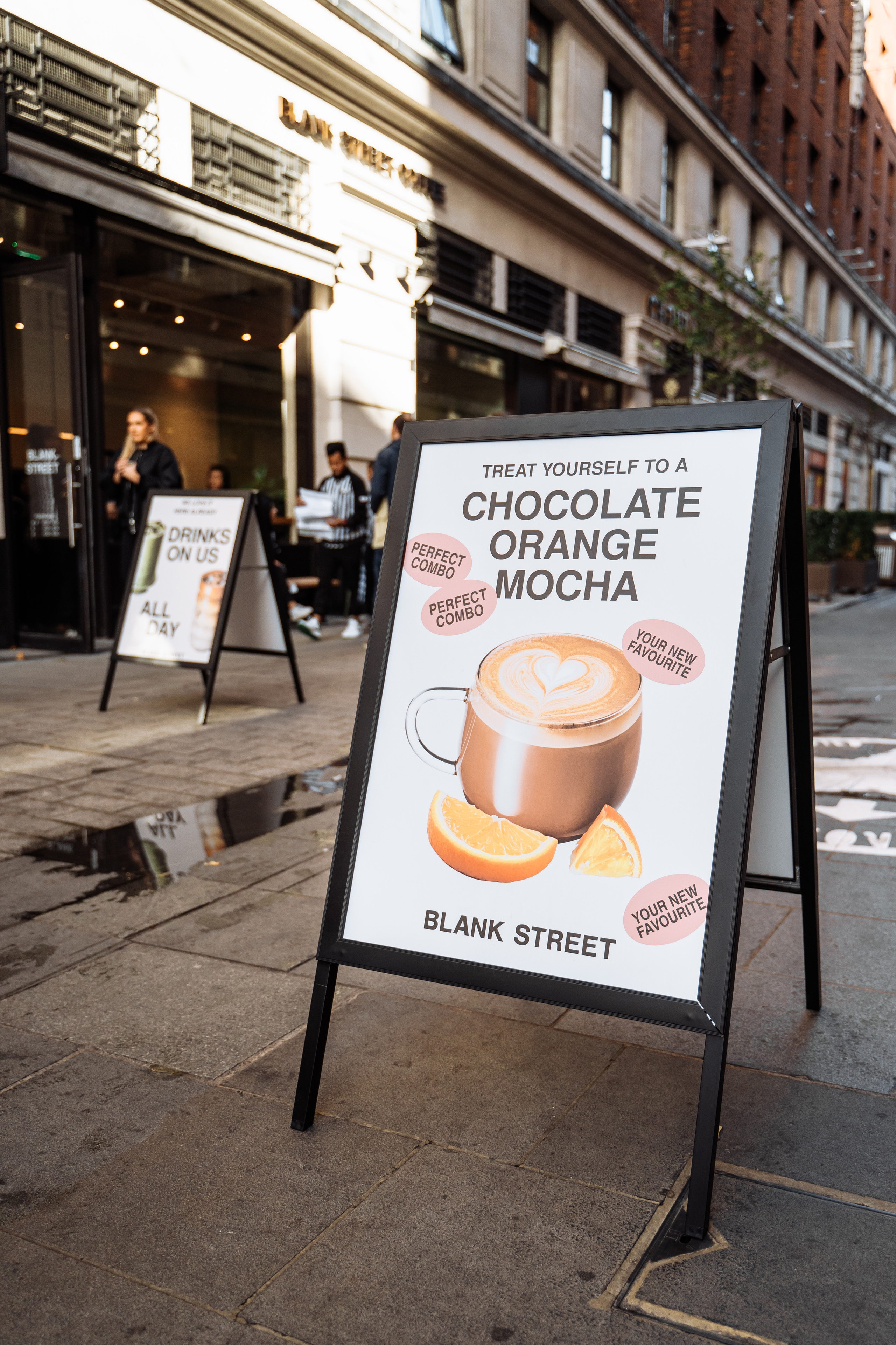 “Blank street” cafe opening. London. Photographer in London Daria Agafonova