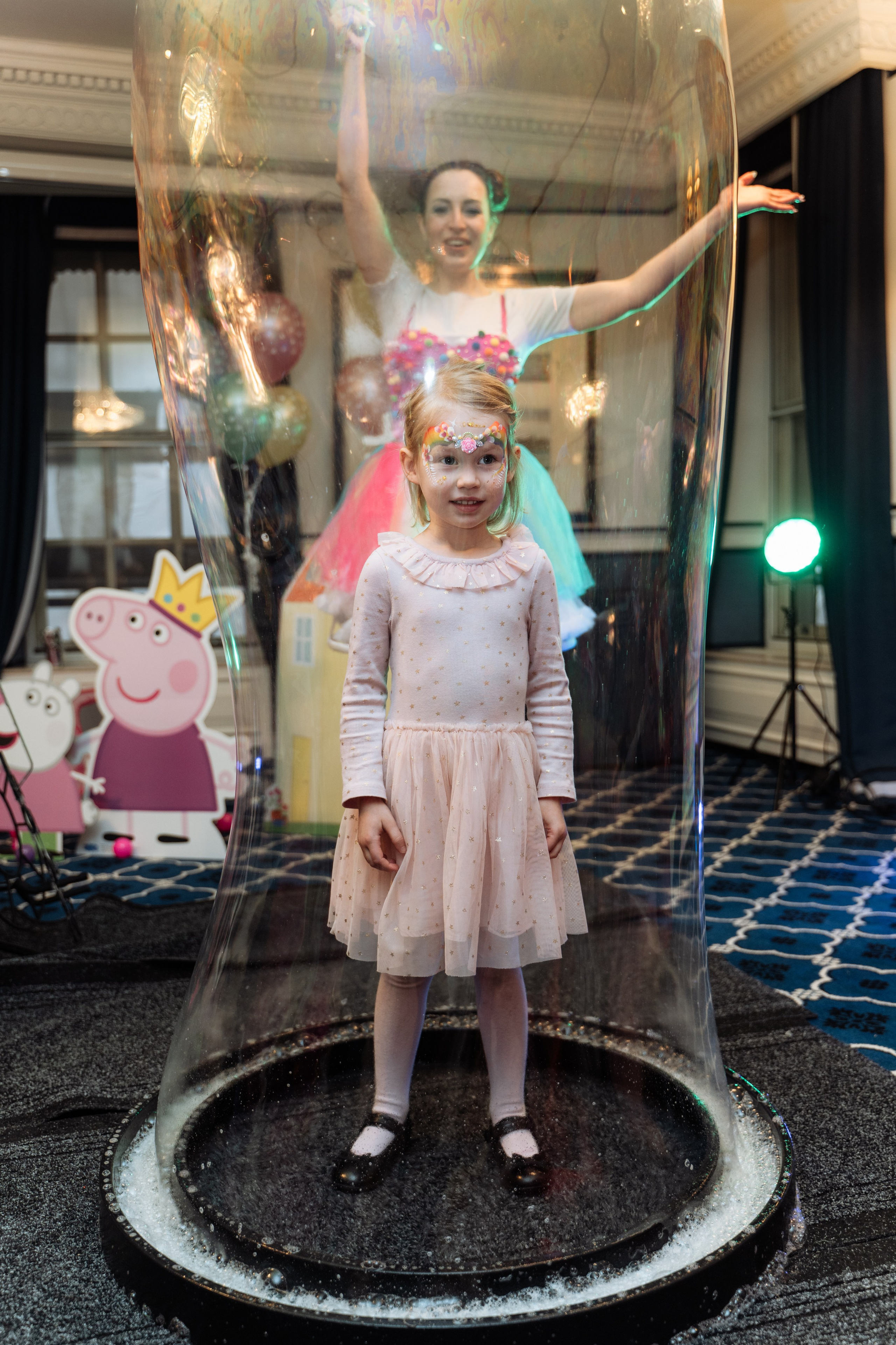 Peppa Pig Birthday party. Photographer in London Daria Agafonova