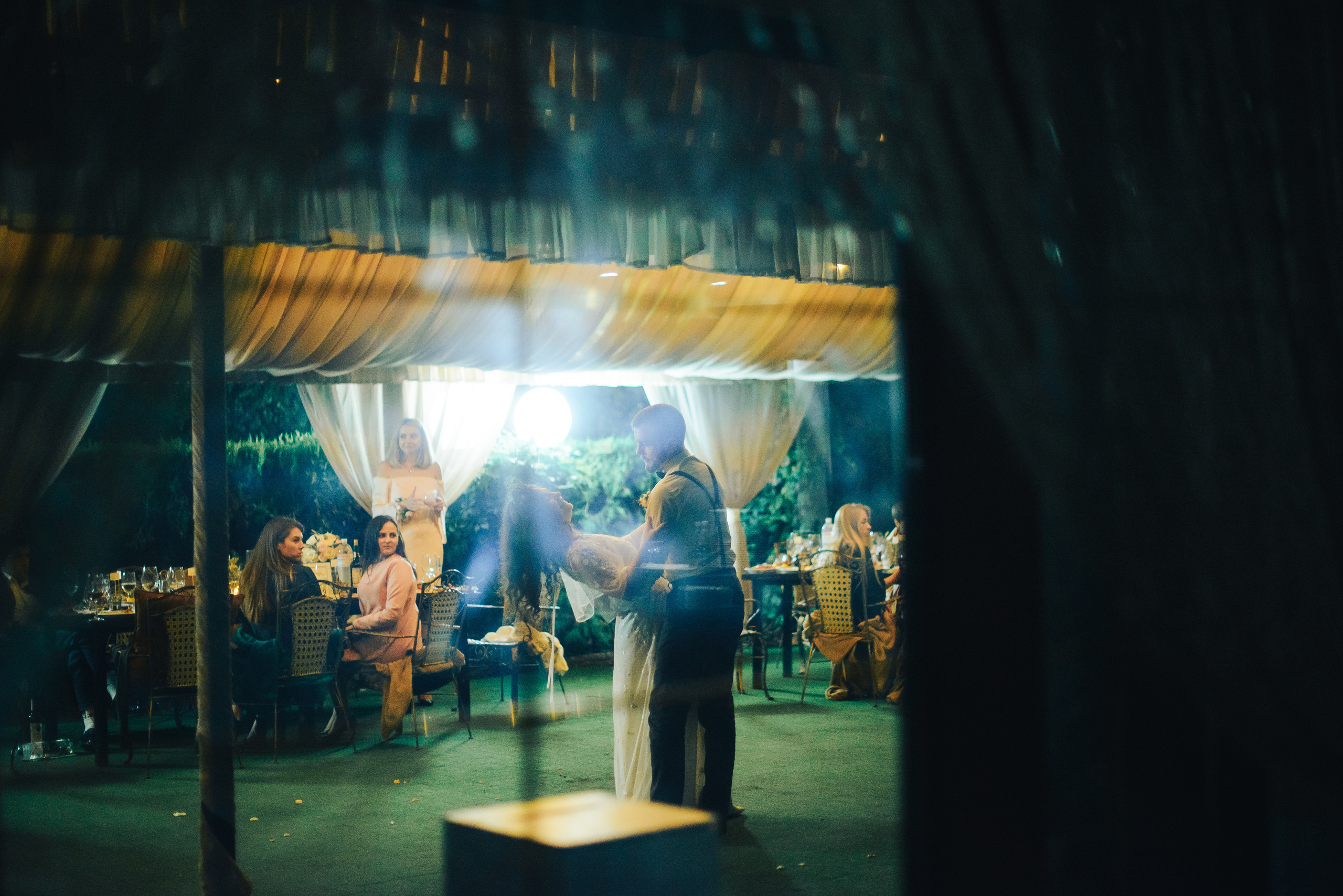 Outdoor wedding. Tanya and Vasya. Photographer in London Daria Agafonova
