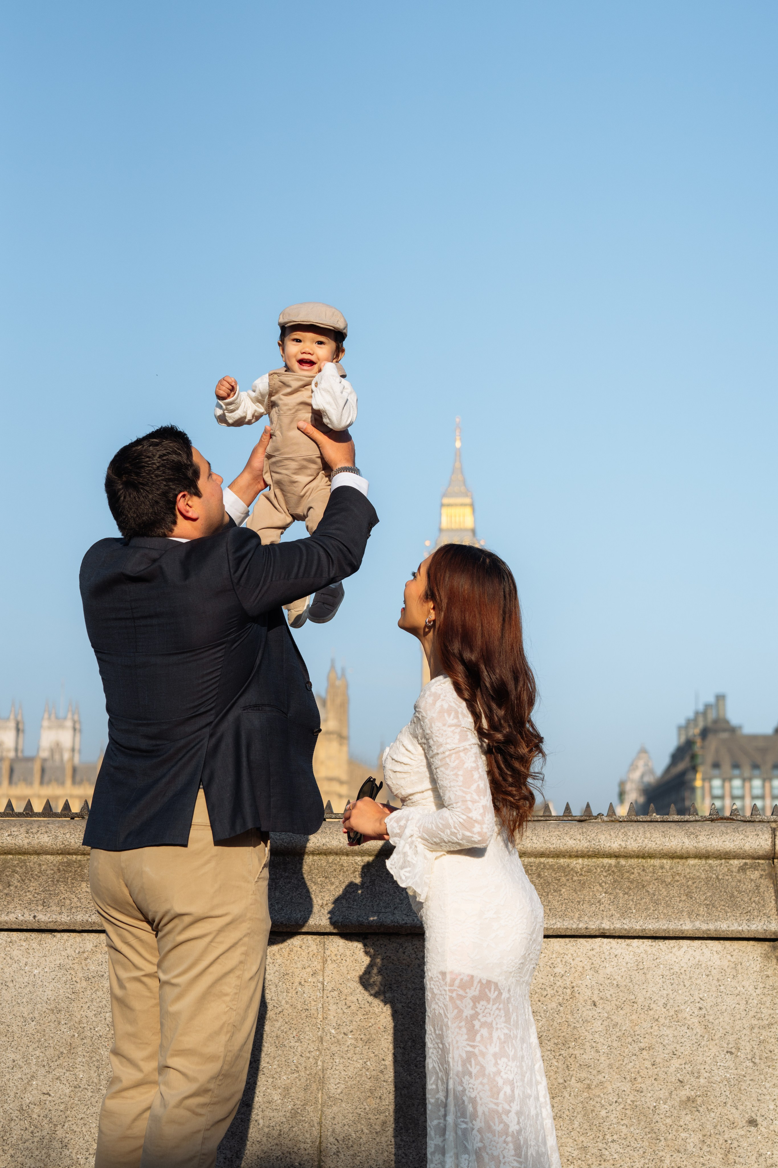 Early morning by the Big Ben. Photographer in London Daria Agafonova