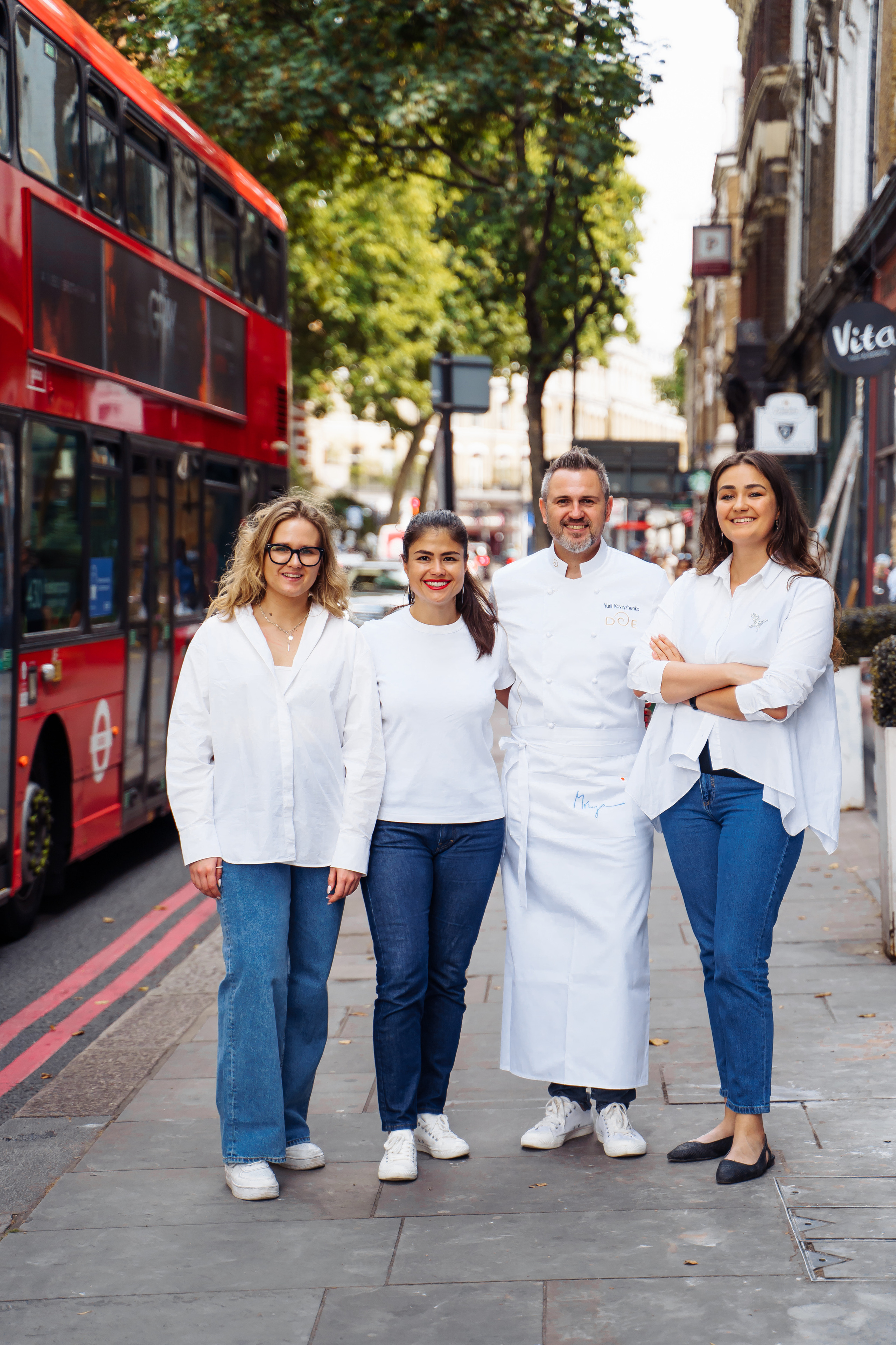 “Mriya” restaurant staff. London. Photographer in London Daria Agafonova