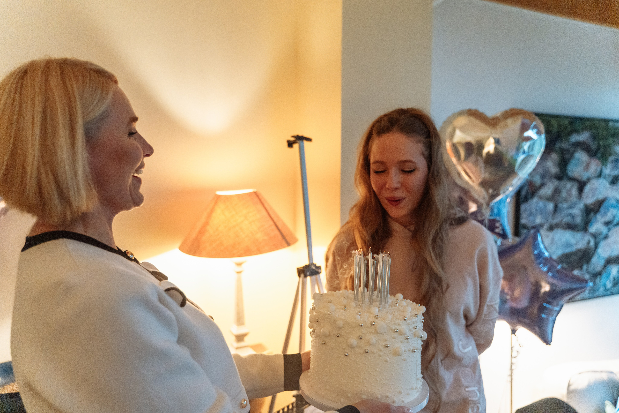 Home Birthday party. Photographer in London Daria Agafonova