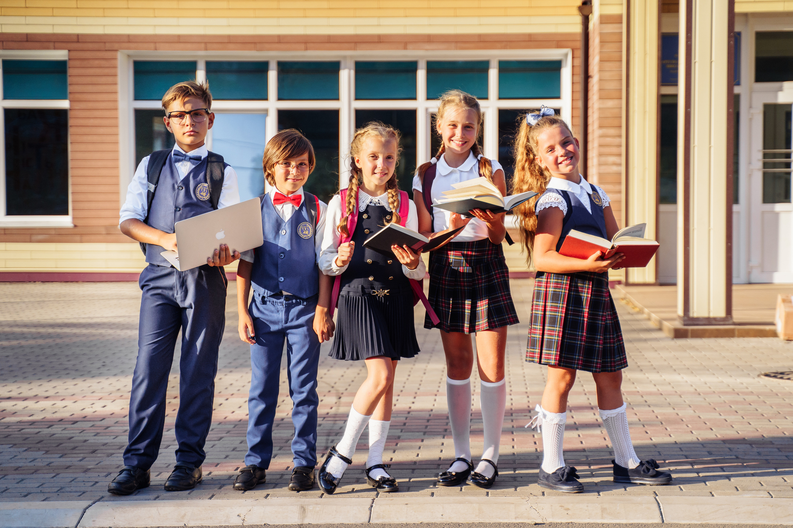End of year portraits. School. Photographer in London Daria Agafonova