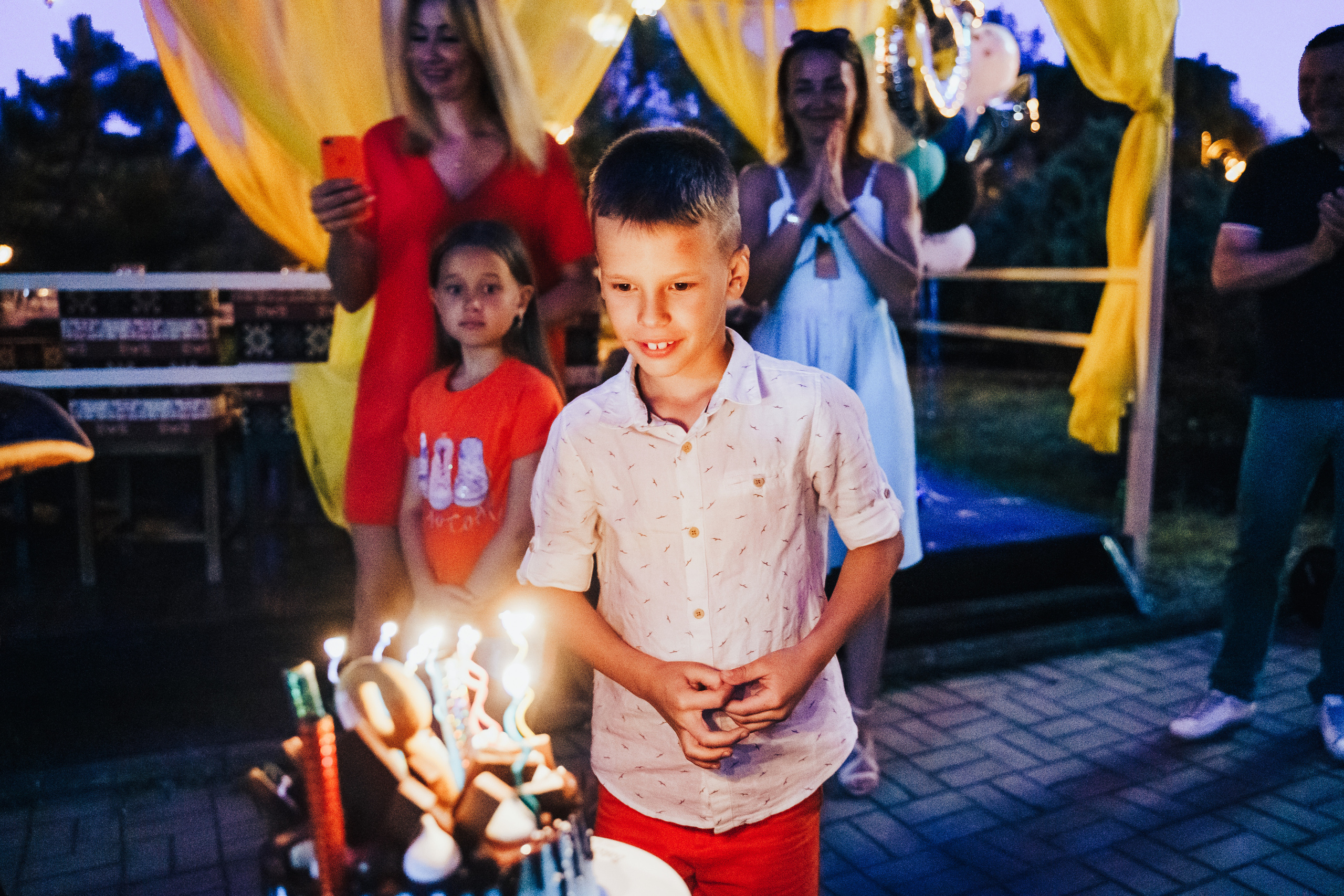 Сhildren’s outdoor birthday party. Photographer in London Daria Agafonova