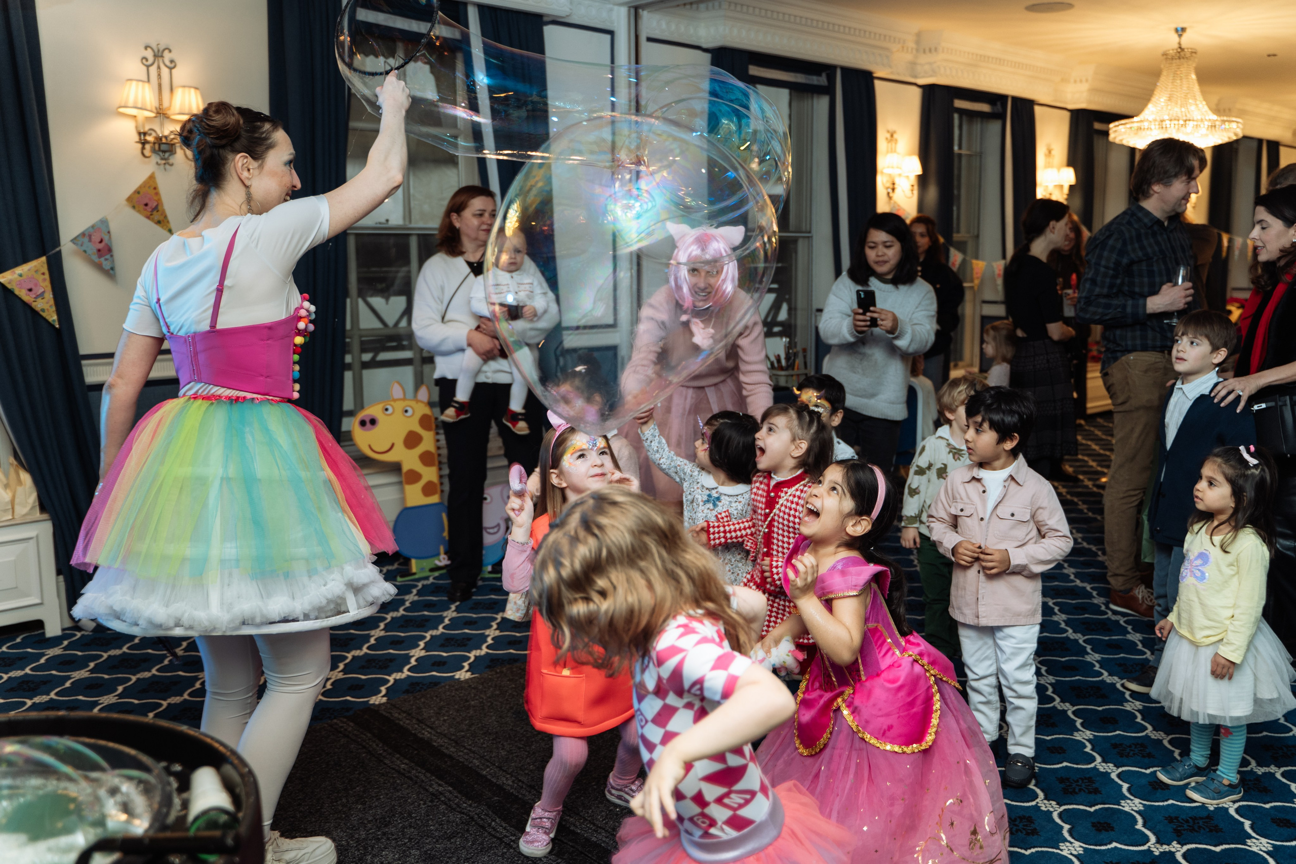 Peppa Pig Birthday party. Photographer in London Daria Agafonova