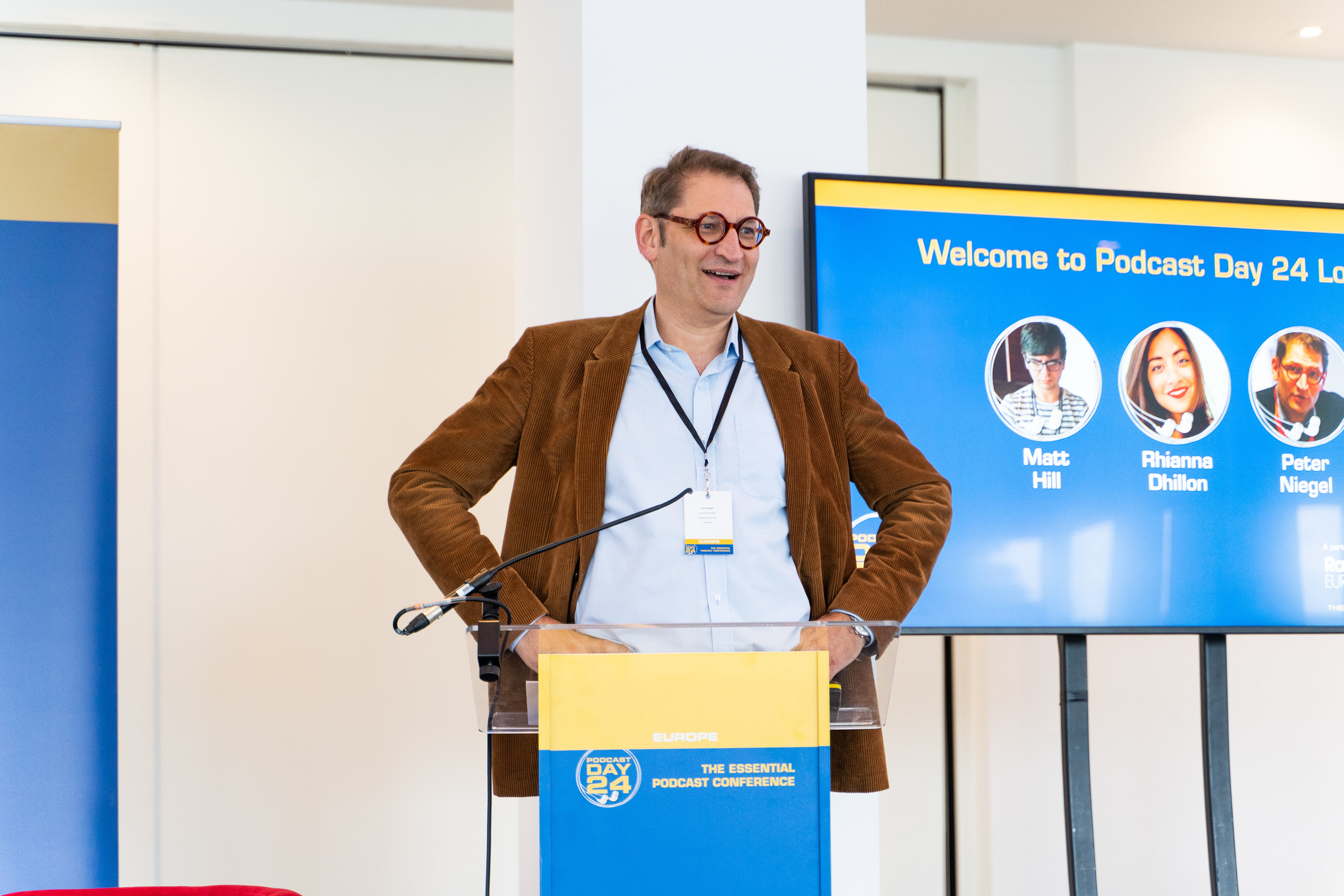 Podcast day 24. London. Photographer in London Daria Agafonova