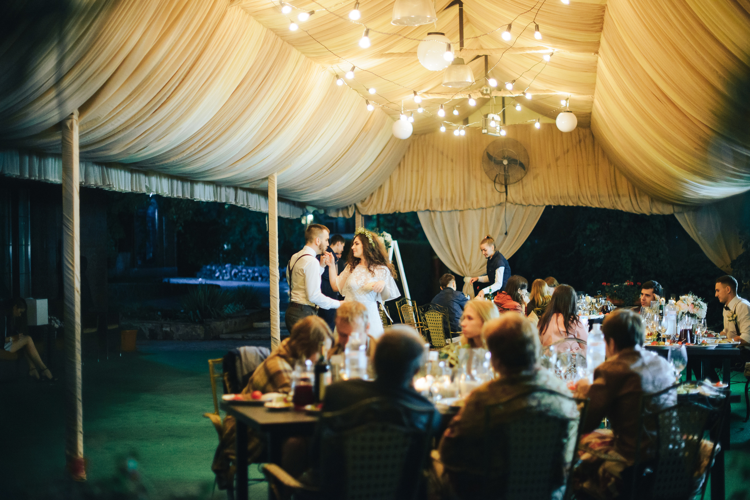 Outdoor wedding. Tanya and Vasya. Photographer in London Daria Agafonova