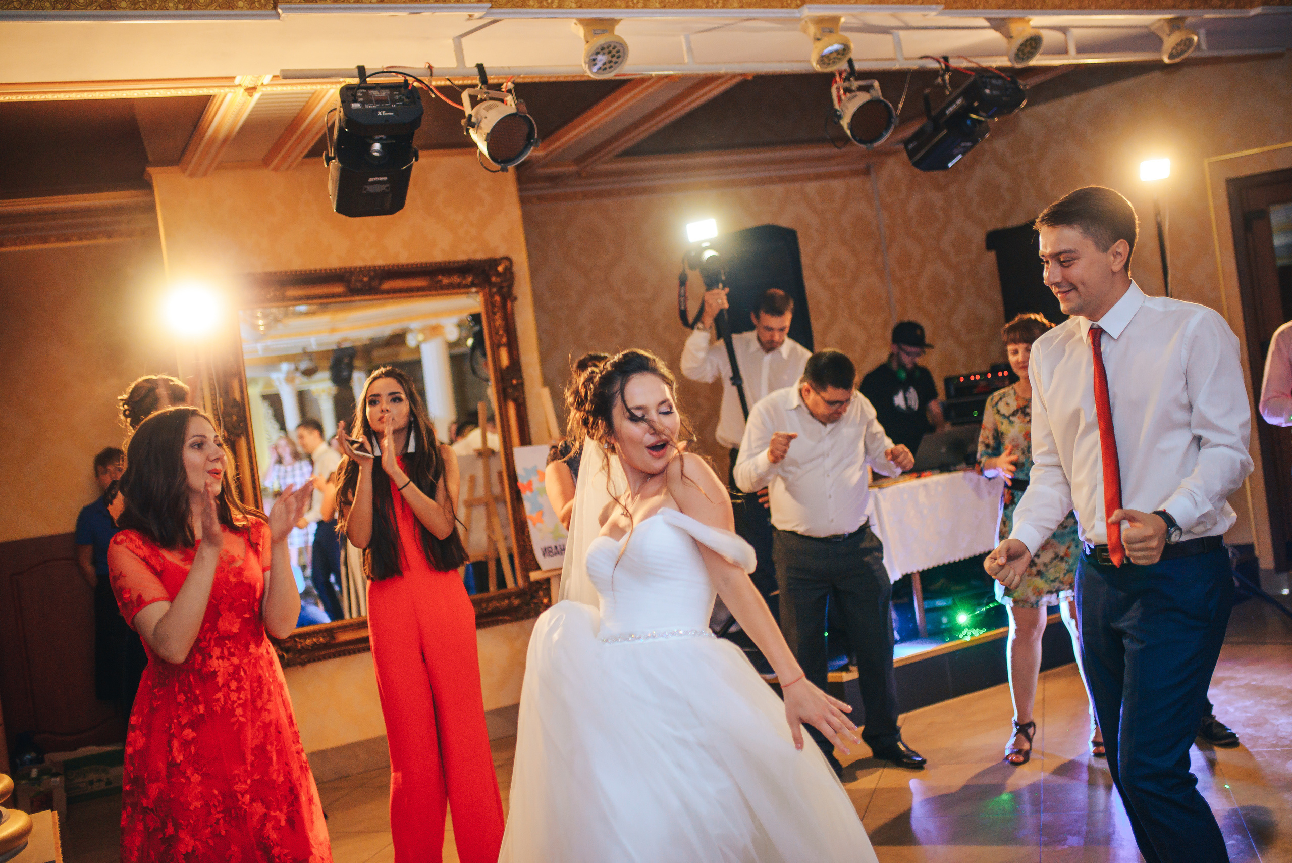 Tenderness and drive. Ivan and Tatiana. Photographer in London Daria Agafonova