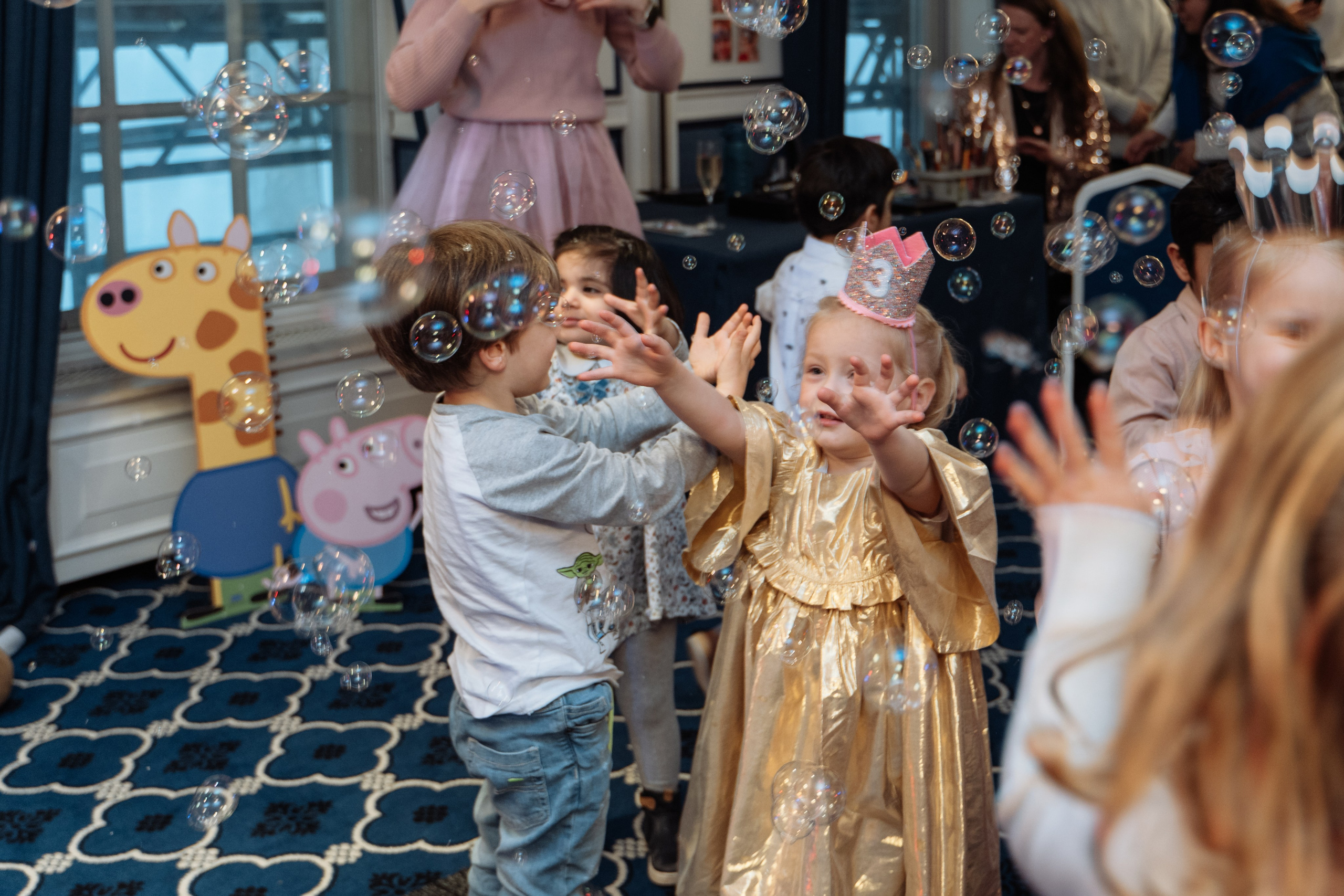 Peppa Pig Birthday party. Photographer in London Daria Agafonova