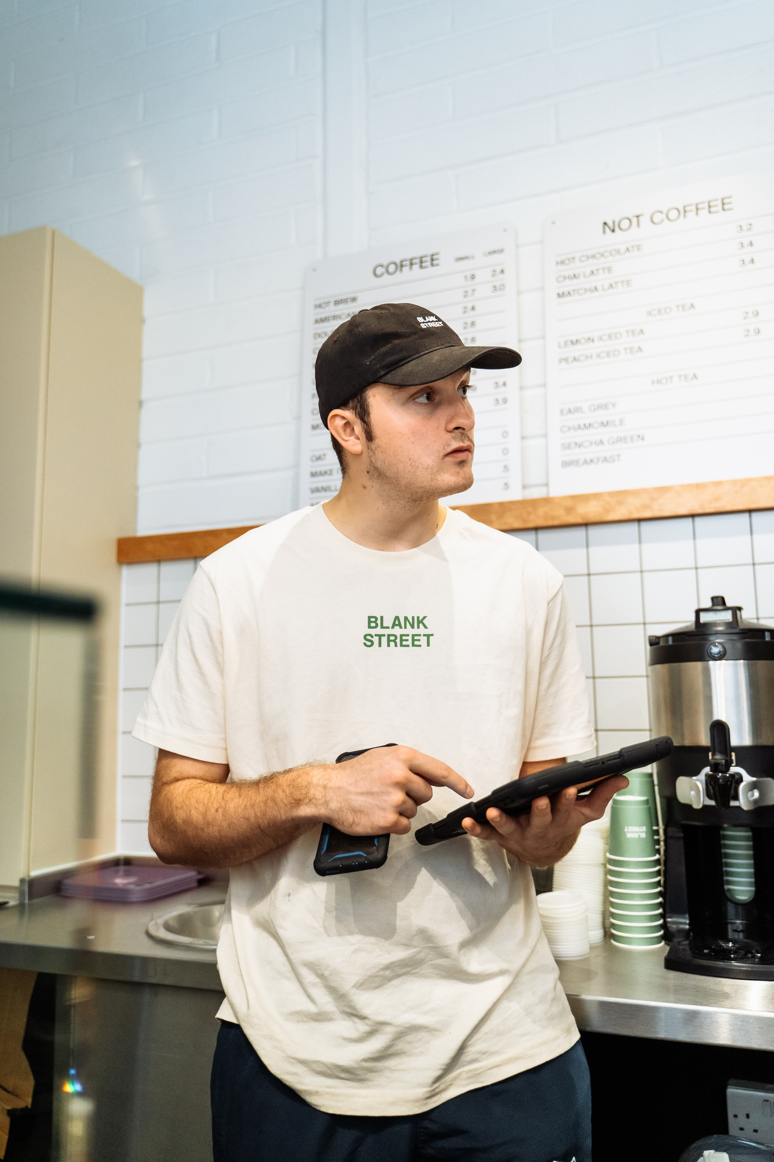 “Blank street” cafe opening. London. Photographer in London Daria Agafonova