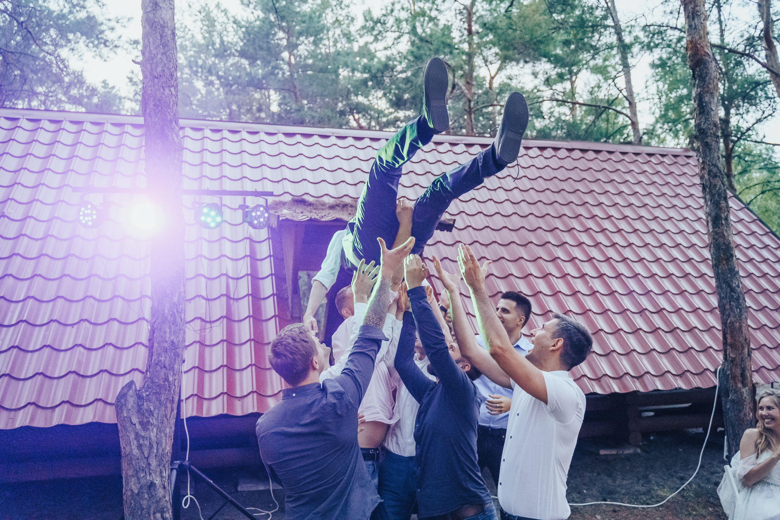 Forest wedding. Maria and Oleksandr. Photographer in London Daria Agafonova