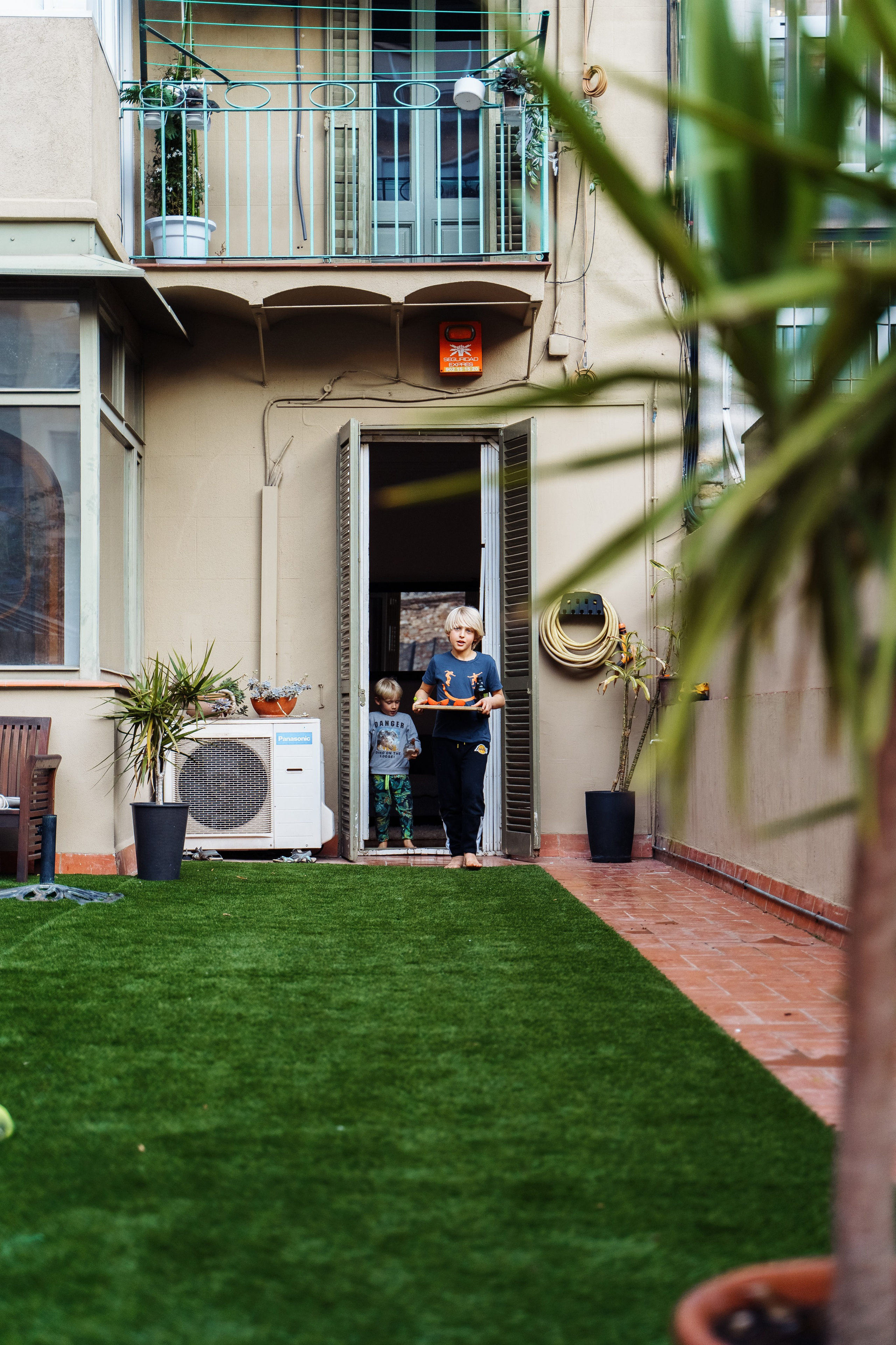 Home shooting. Photographer in London Daria Agafonova