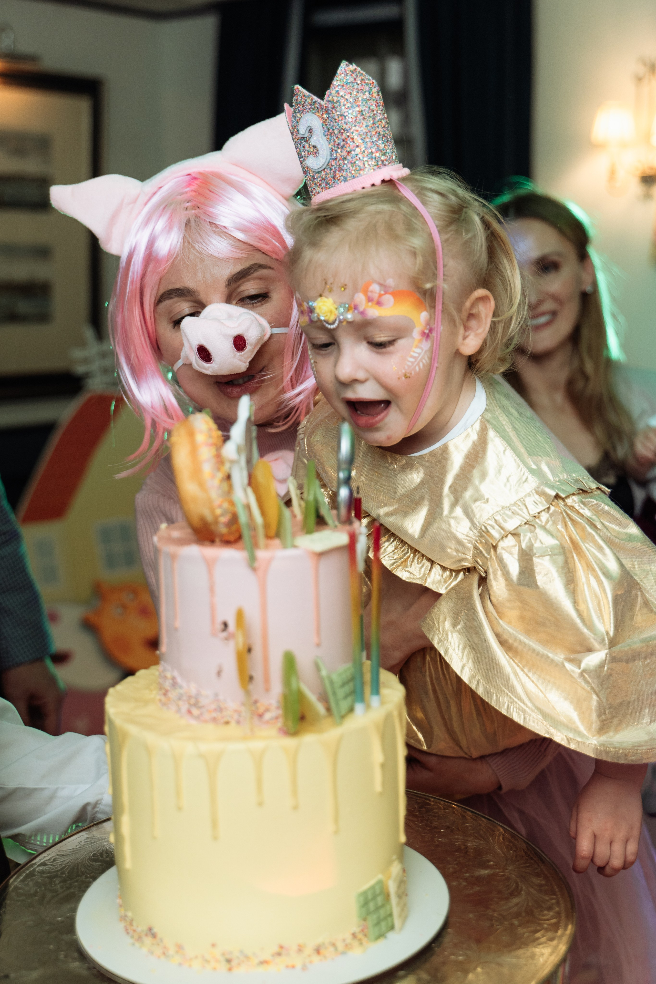 Peppa Pig Birthday party. Photographer in London Daria Agafonova