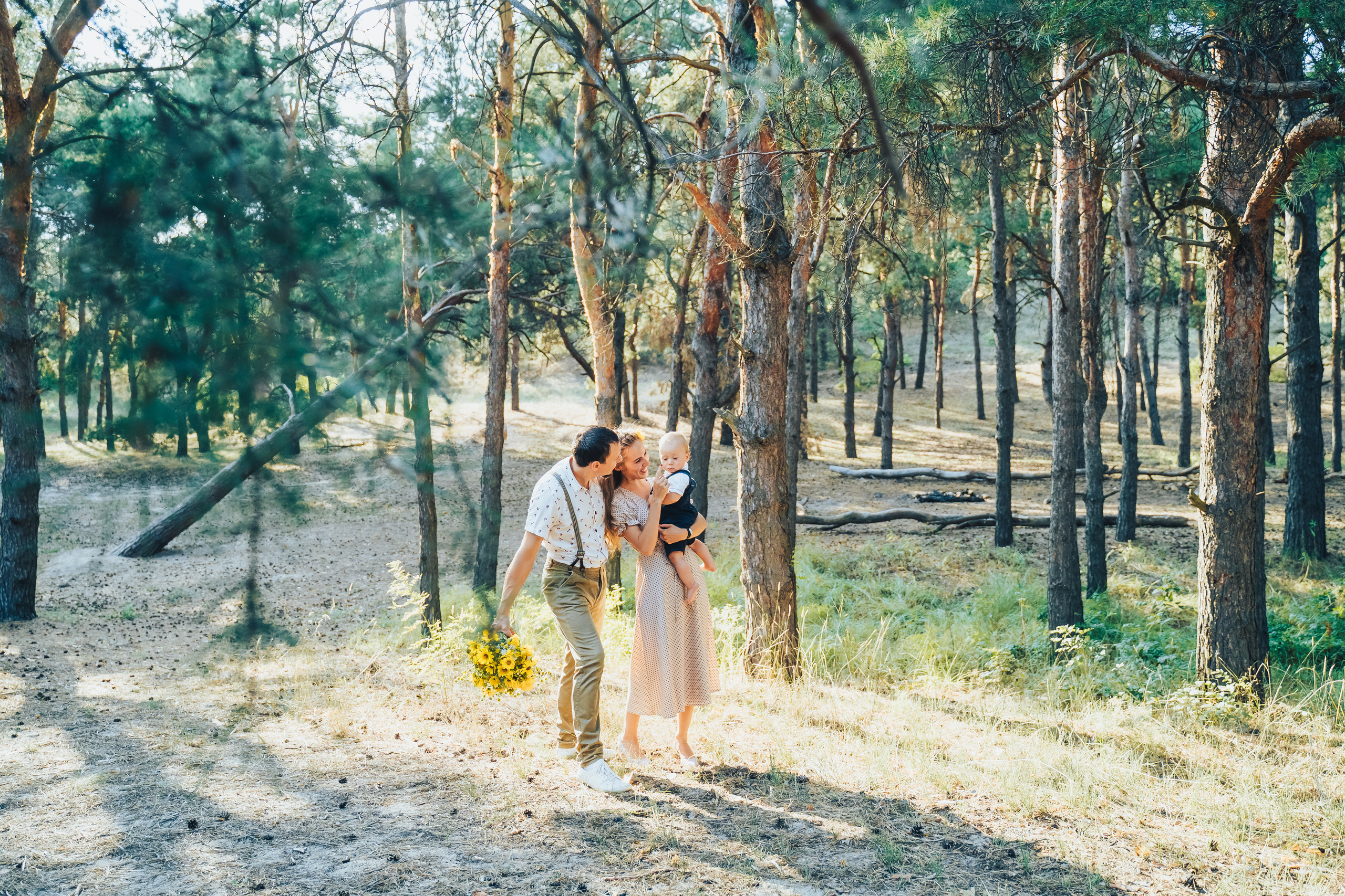 Family is where love grows. Photographer in London Daria Agafonova