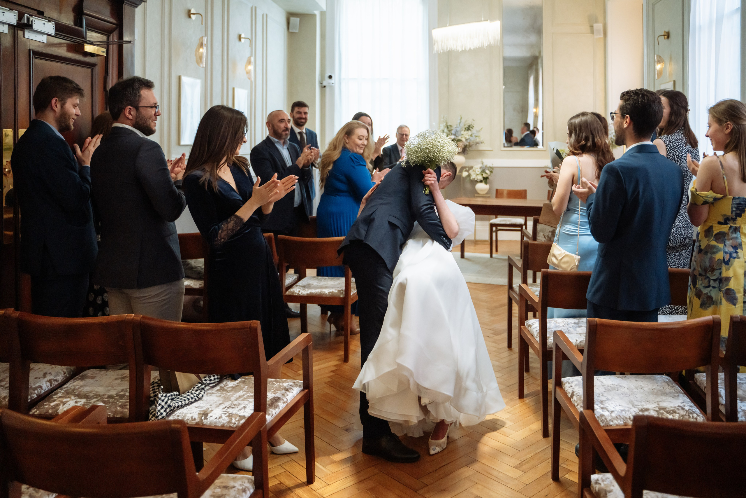 Kensington and Chelsea Register Office. Mia and Vlad. Photographer in London Daria Agafonova
