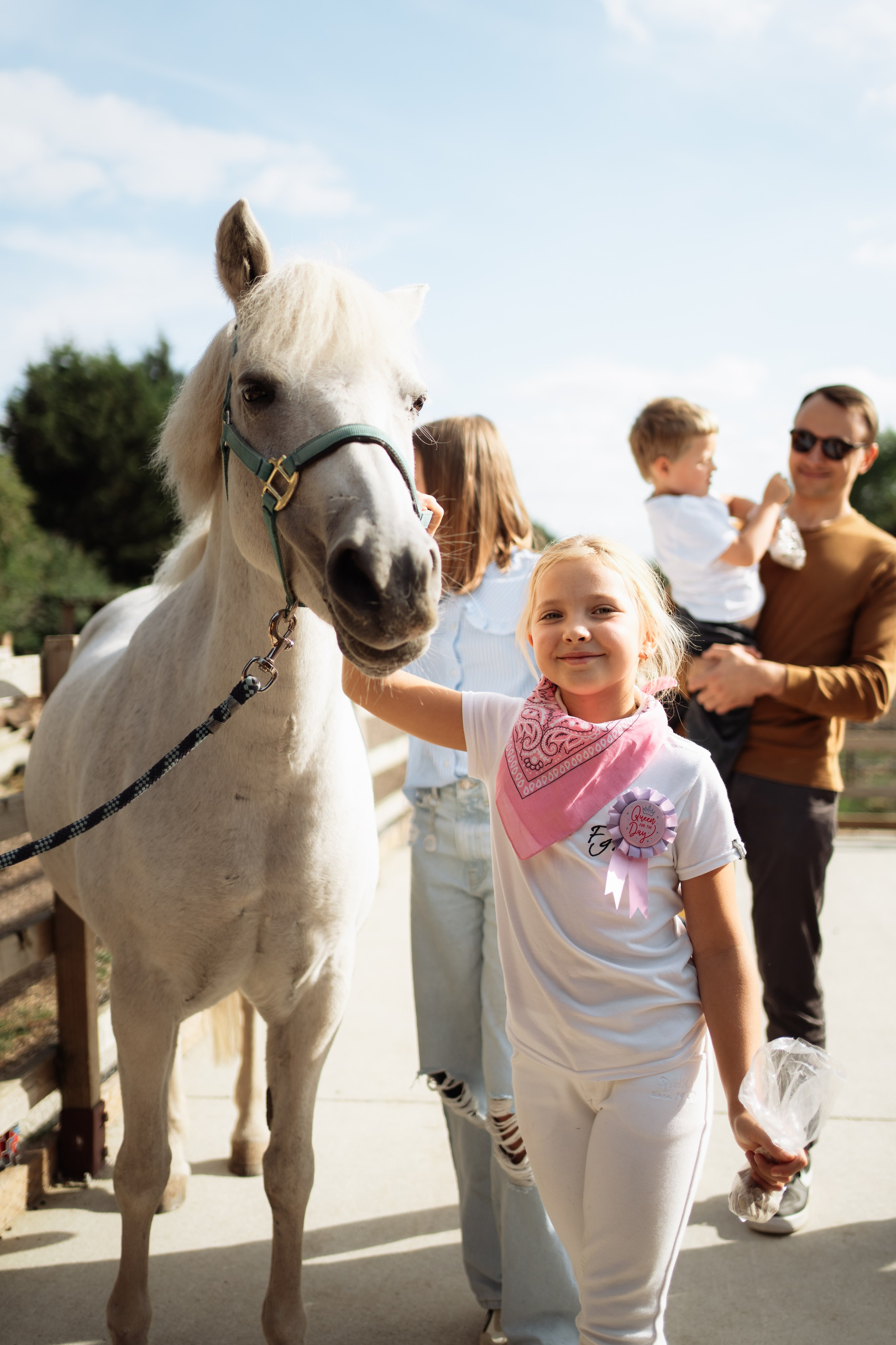 Horse party. Photographer in London Daria Agafonova