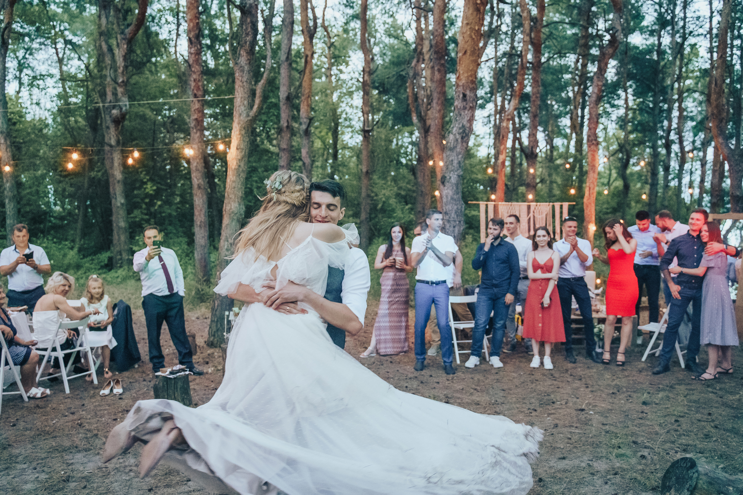 Forest wedding. Maria and Oleksandr. Photographer in London Daria Agafonova