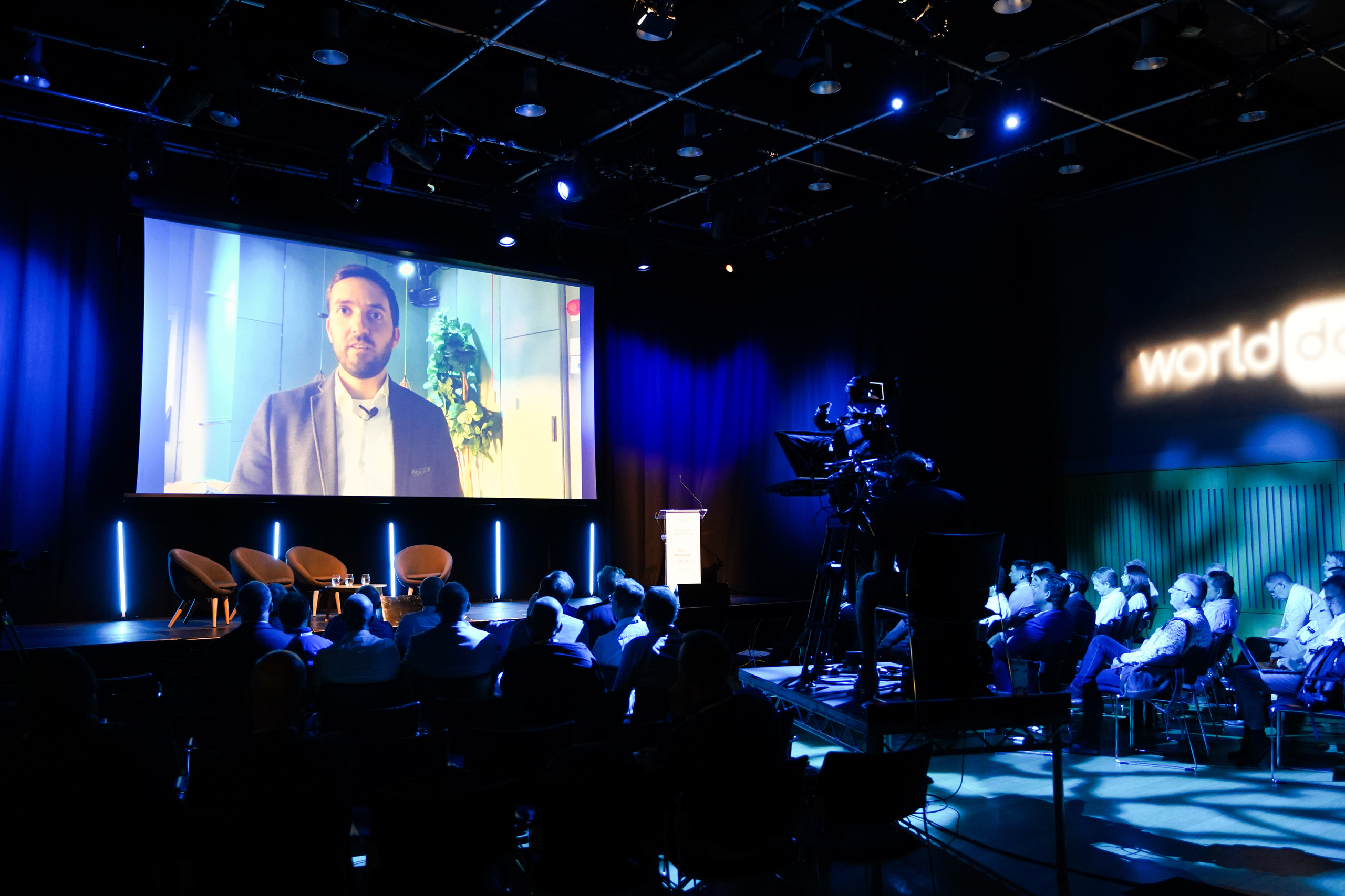 WorldDAB Automotive conference. London. Photographer in London Daria Agafonova