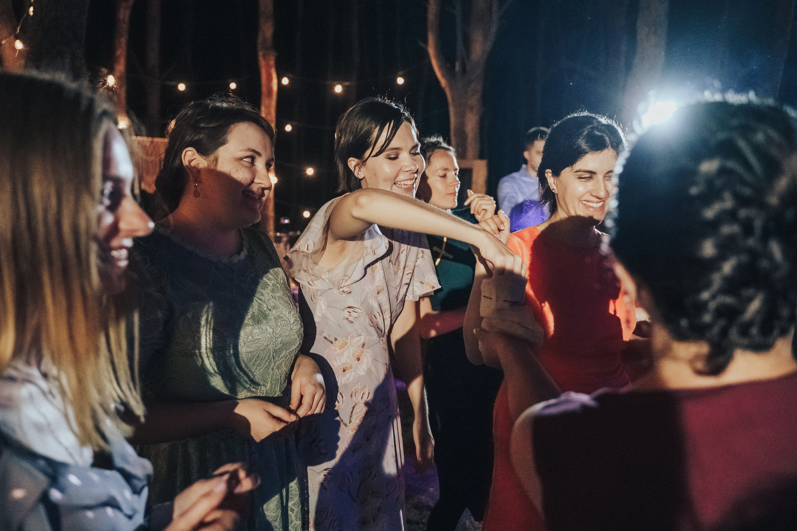 Forest wedding. Maria and Oleksandr. Photographer in London Daria Agafonova