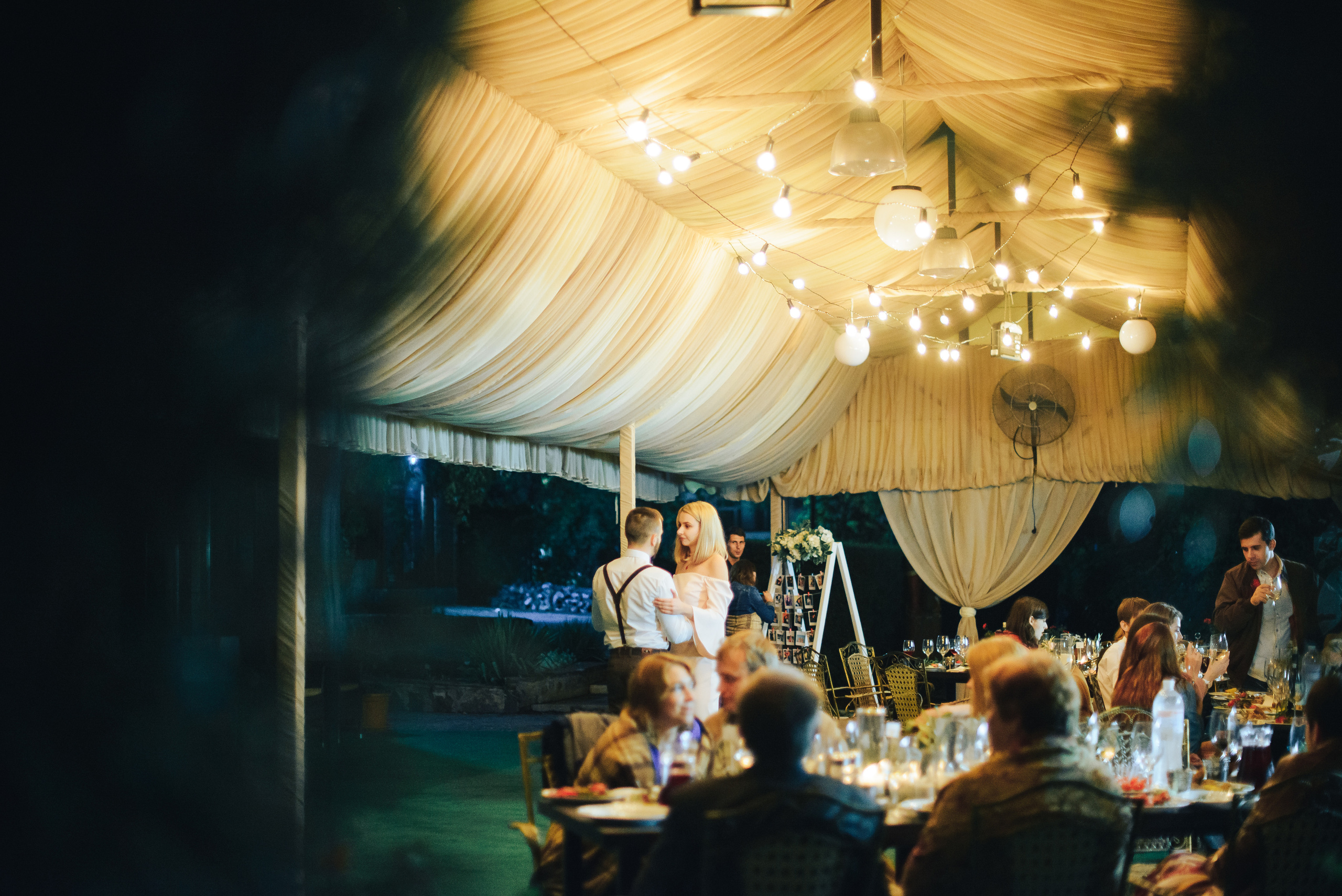 Outdoor wedding. Tanya and Vasya. Photographer in London Daria Agafonova