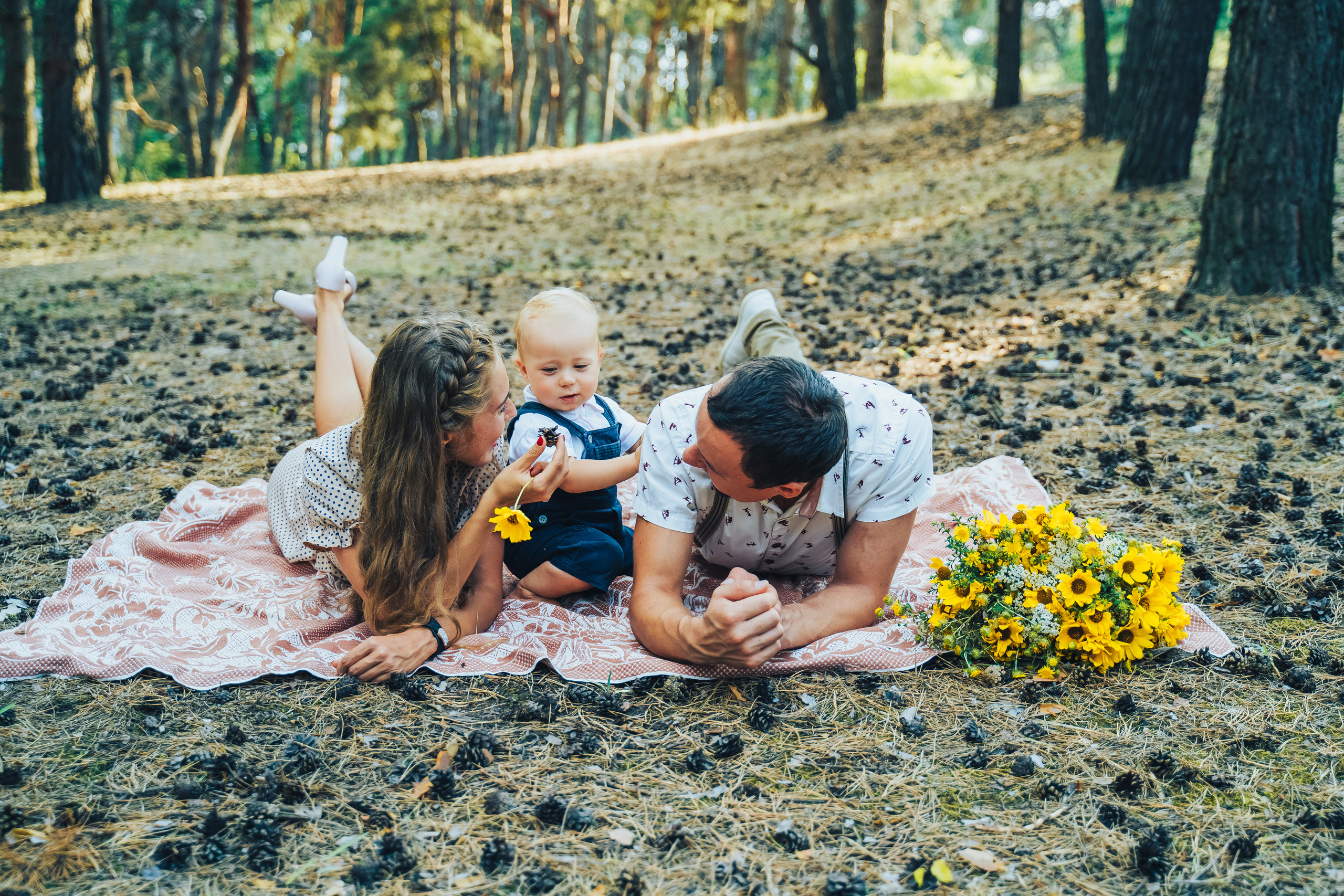 Family is where love grows. Photographer in London Daria Agafonova