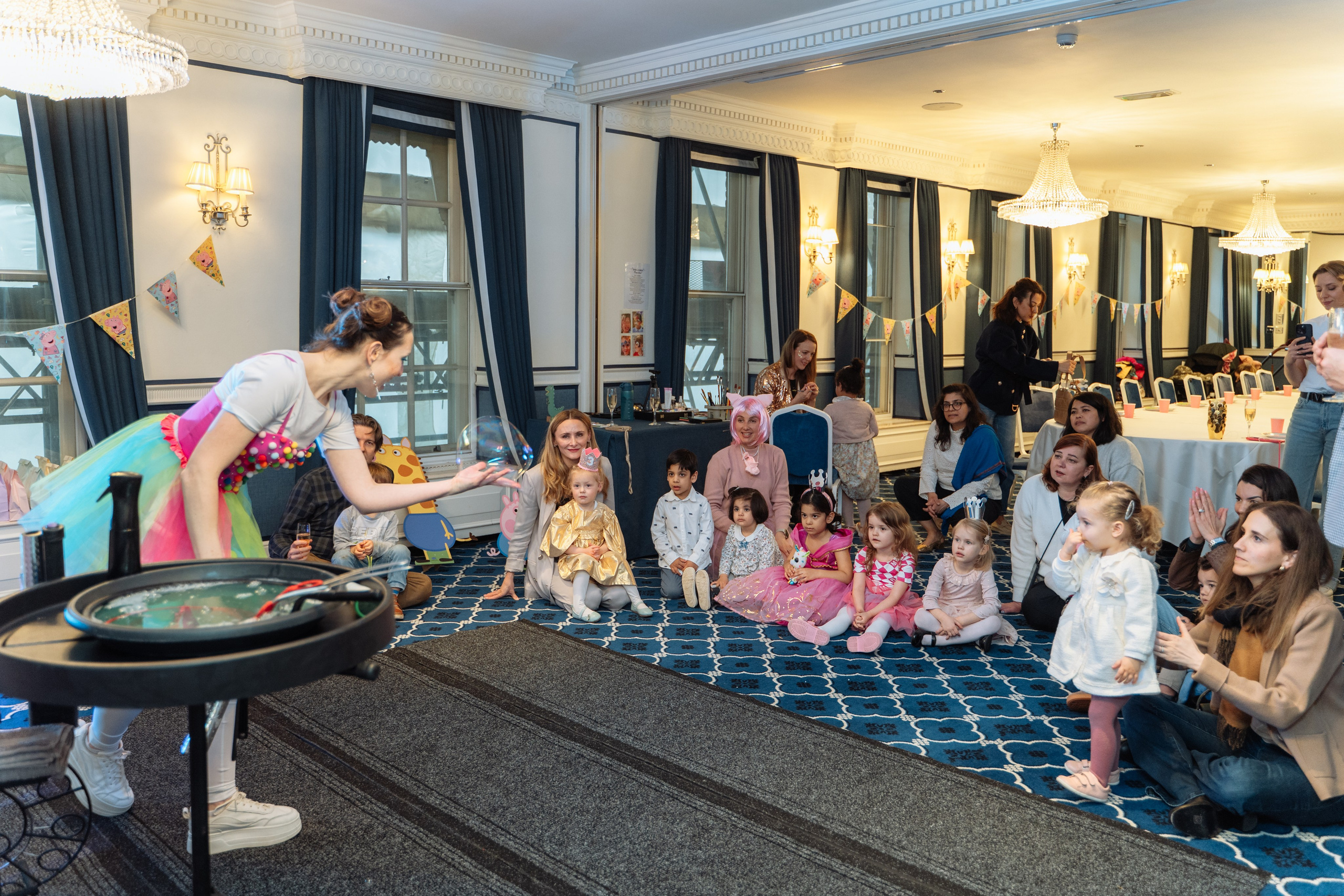 Peppa Pig Birthday party. Photographer in London Daria Agafonova