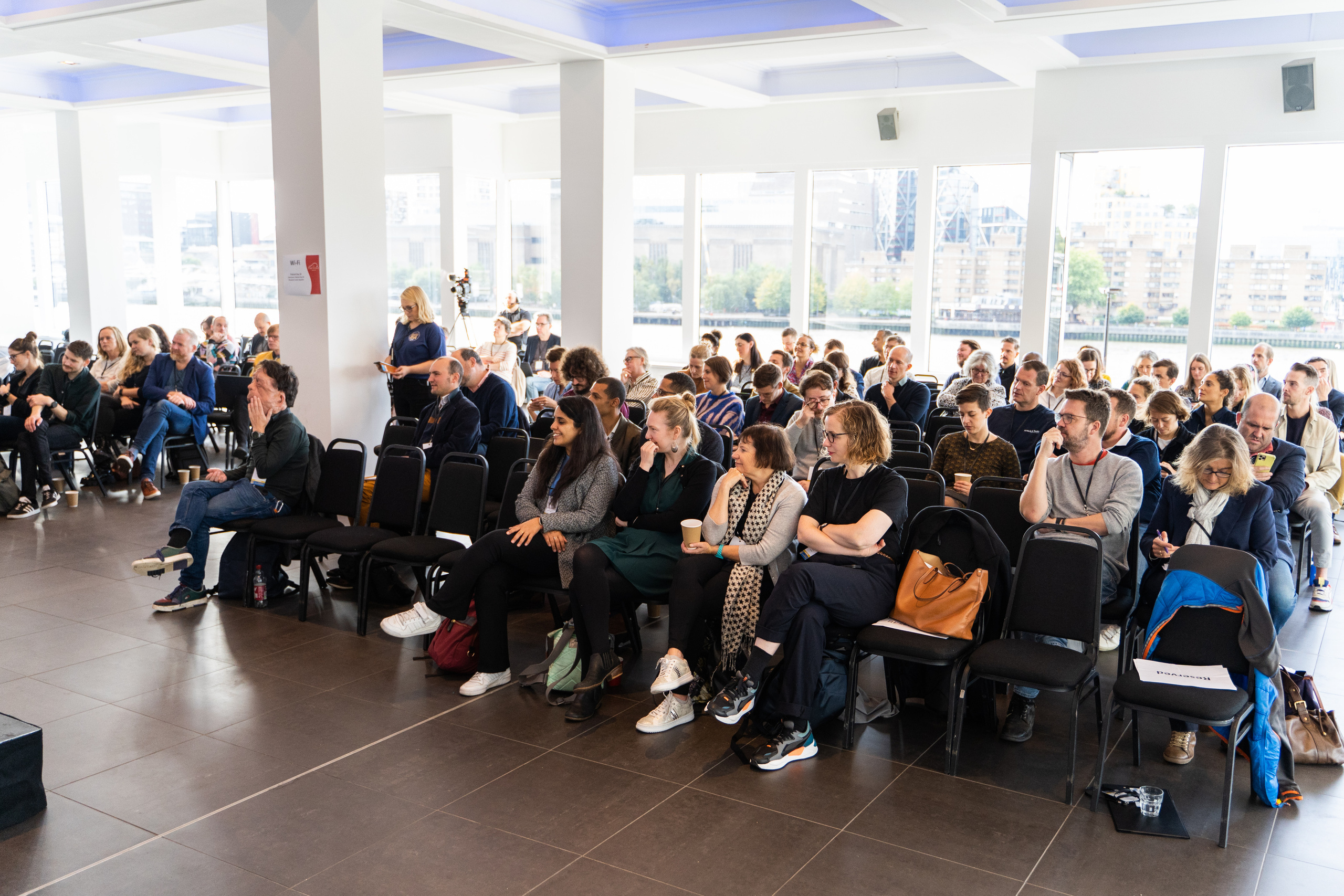 Podcast day 24. London. Photographer in London Daria Agafonova