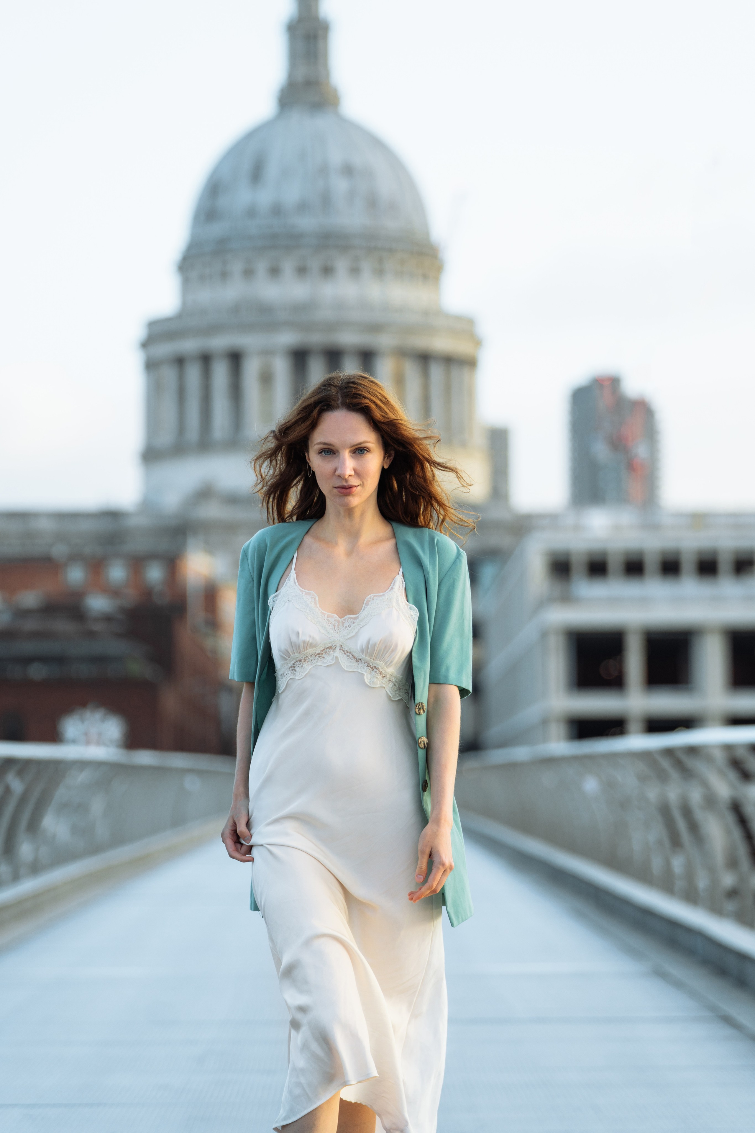 Sunrise in Lodnon. Photographer in London Daria Agafonova