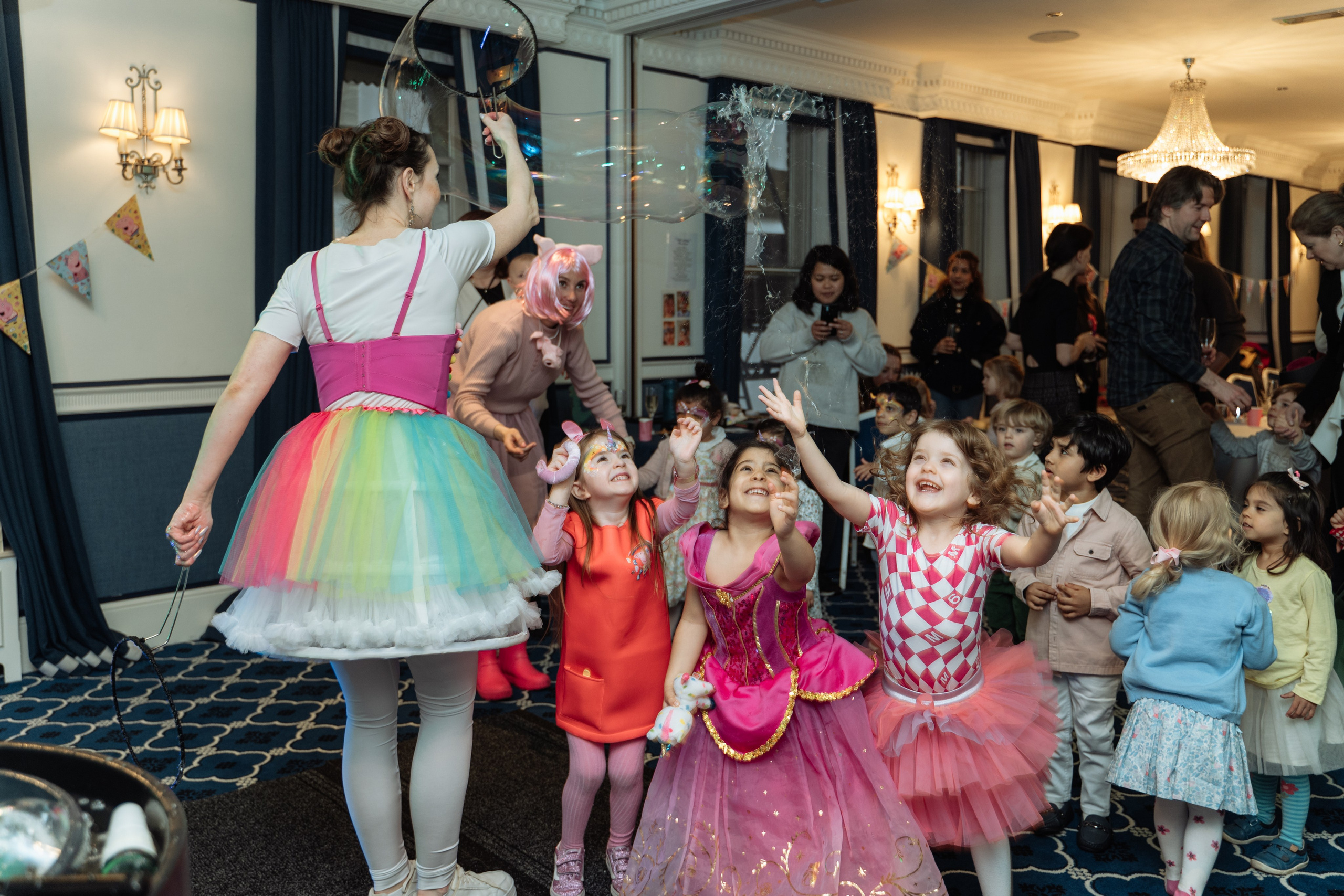 Peppa Pig Birthday party. Photographer in London Daria Agafonova