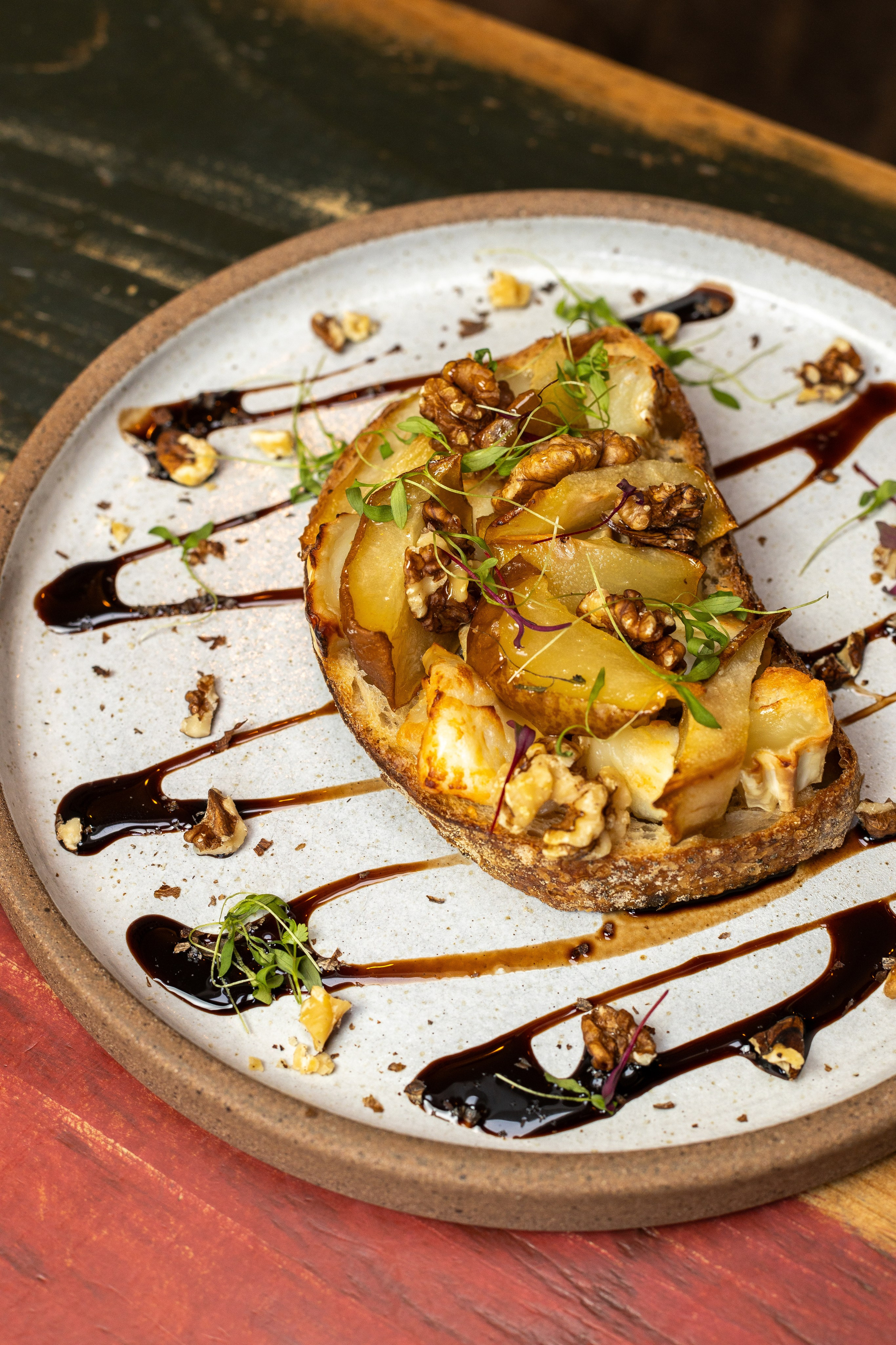 TTE — Pontyclun. Anastasiia Tkachova — Photography & Branding