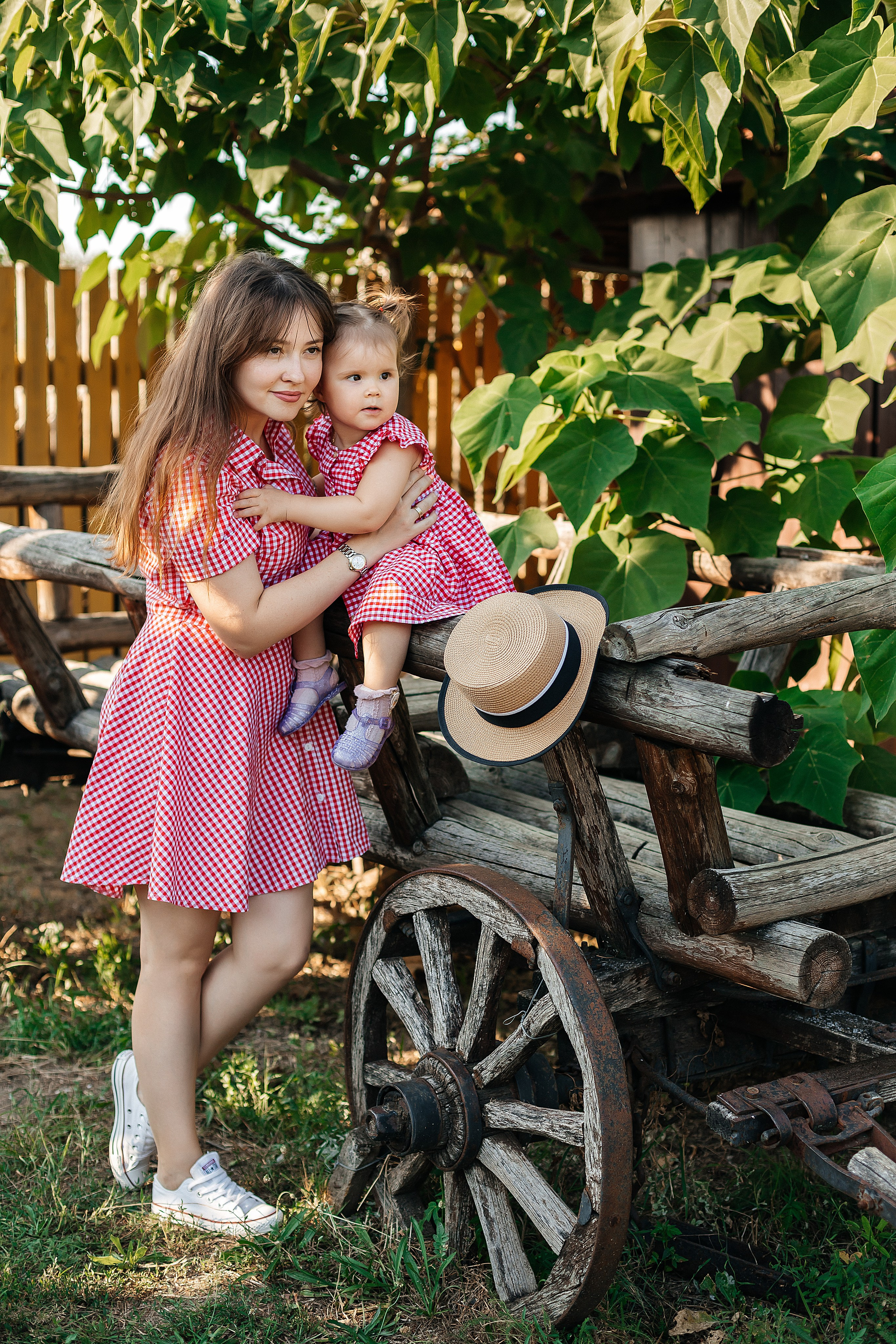 Mum & Daughter. Anastasiia Tkachova — Photography & Branding
