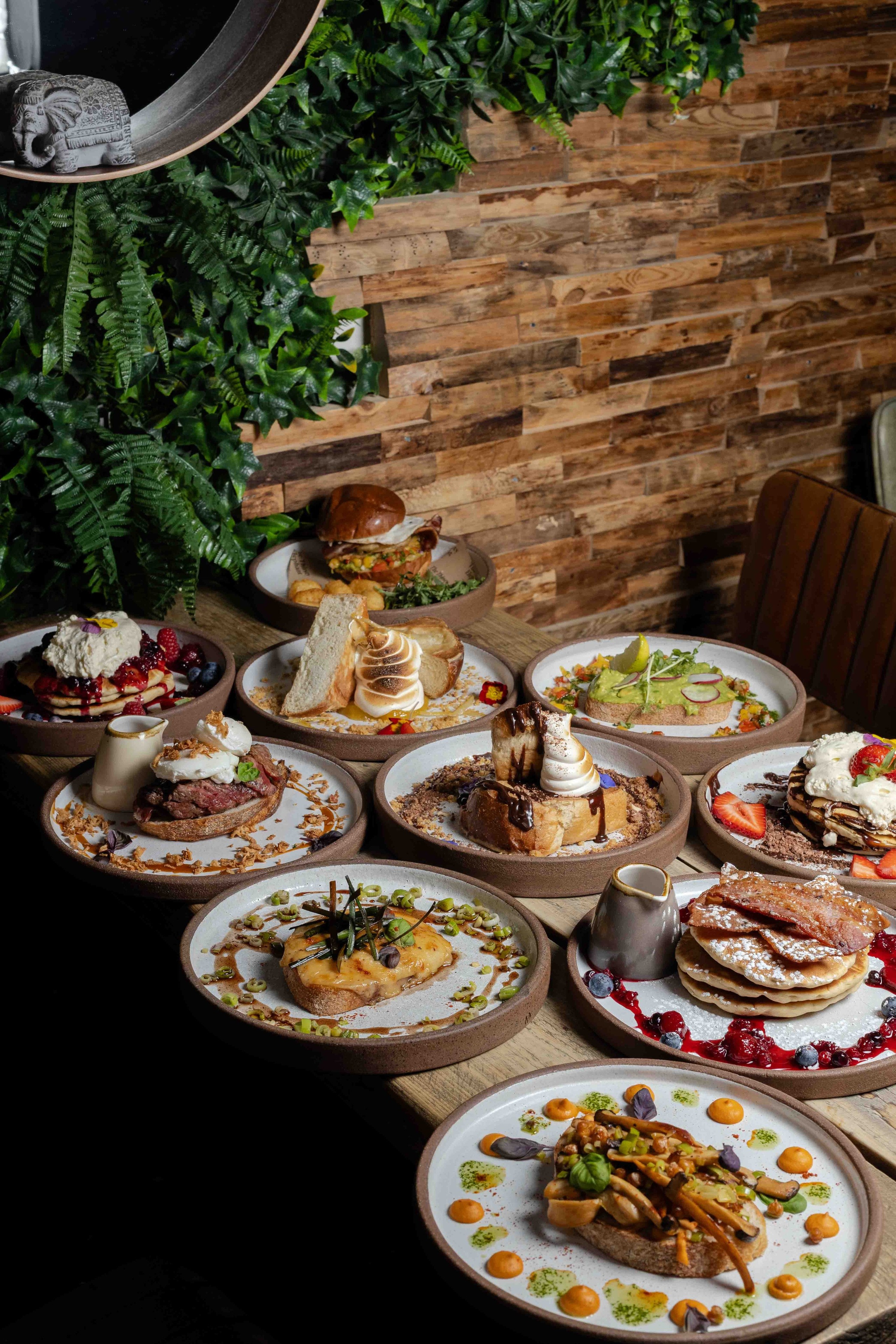 TTE — Pontyclun. Anastasiia Tkachova — Photography & Branding