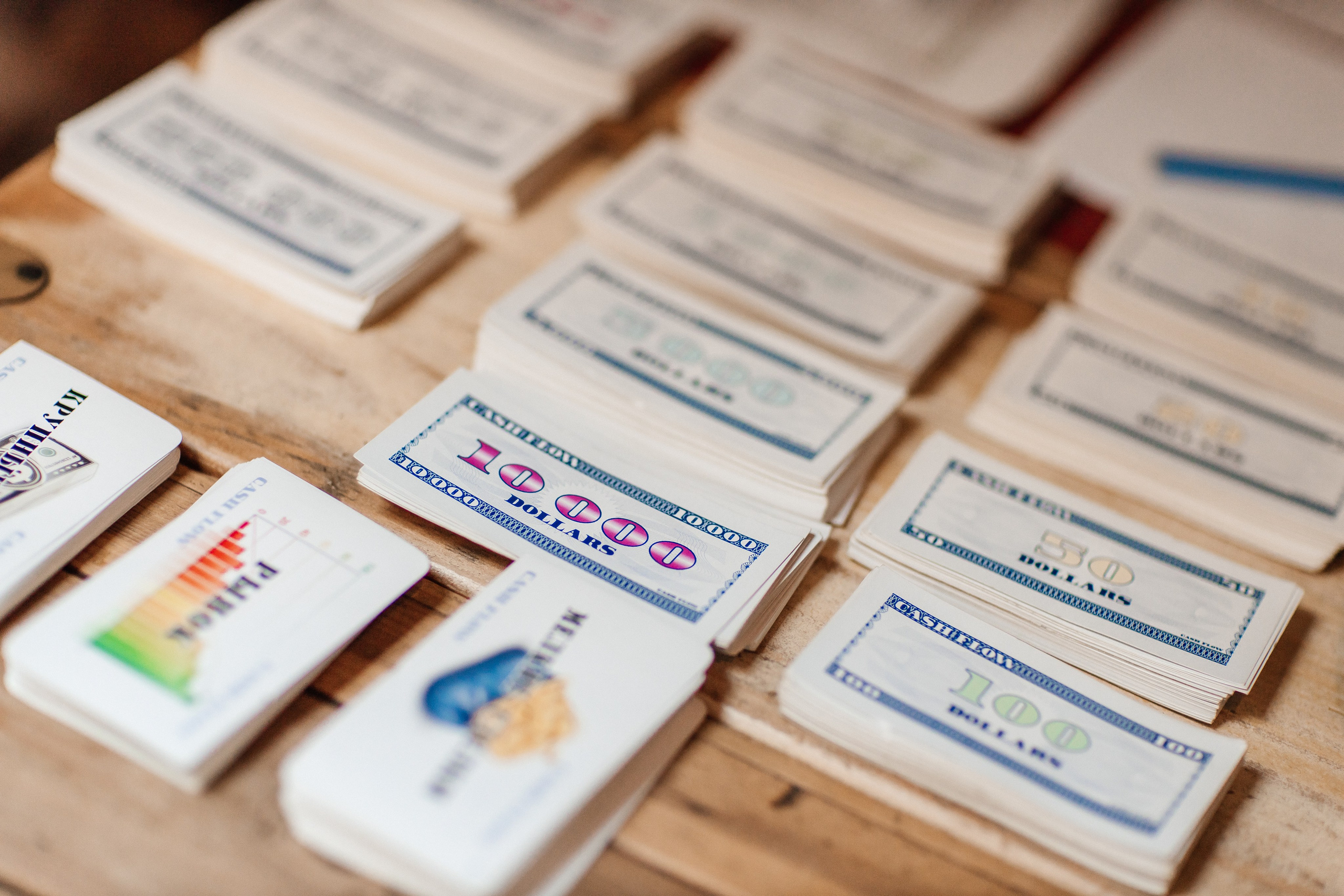 Cash flow. Anastasiia Tkachova — Photography & Branding