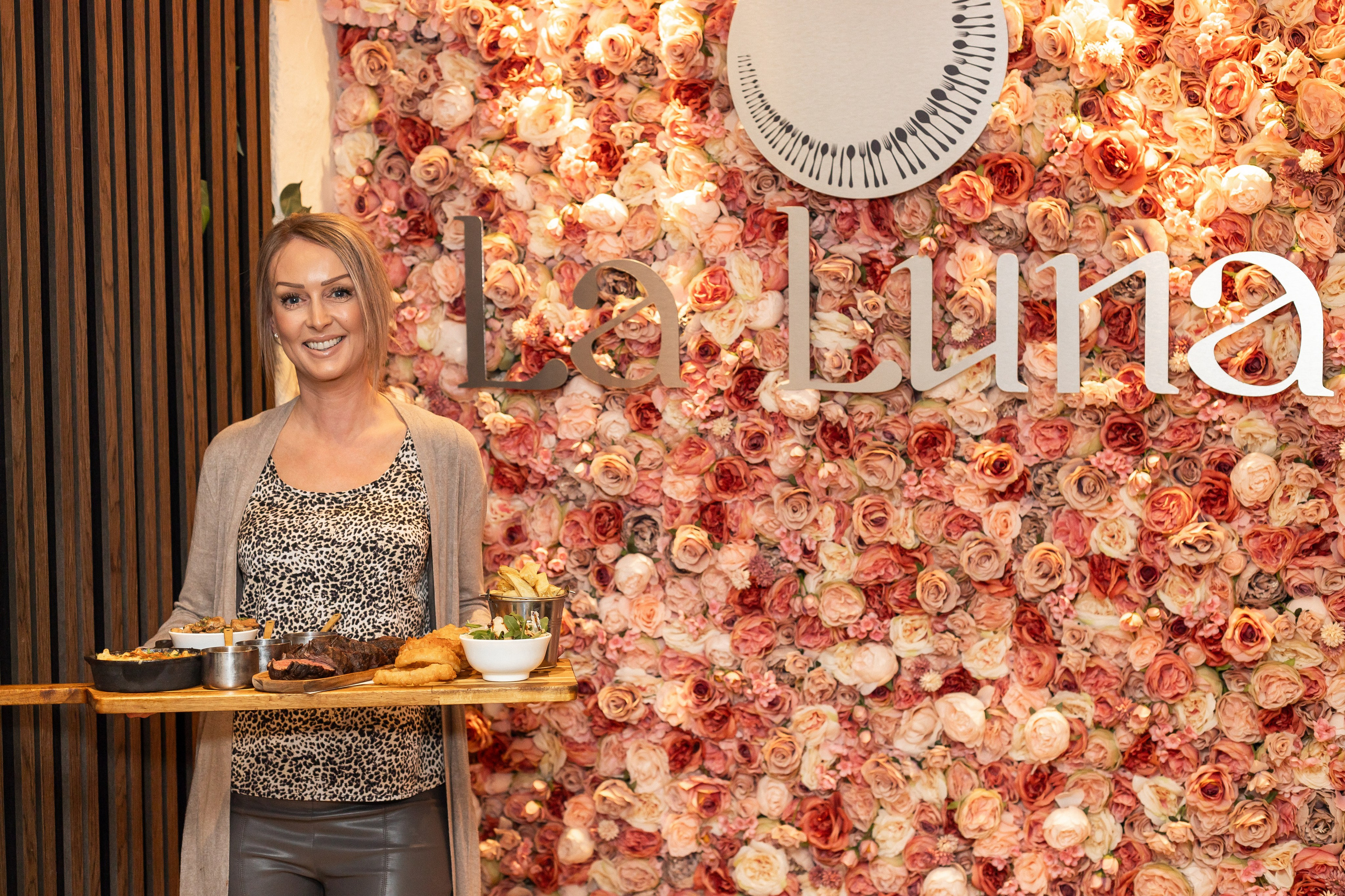 La Luna — Talbot Green. Anastasiia Tkachova — Photography & Branding